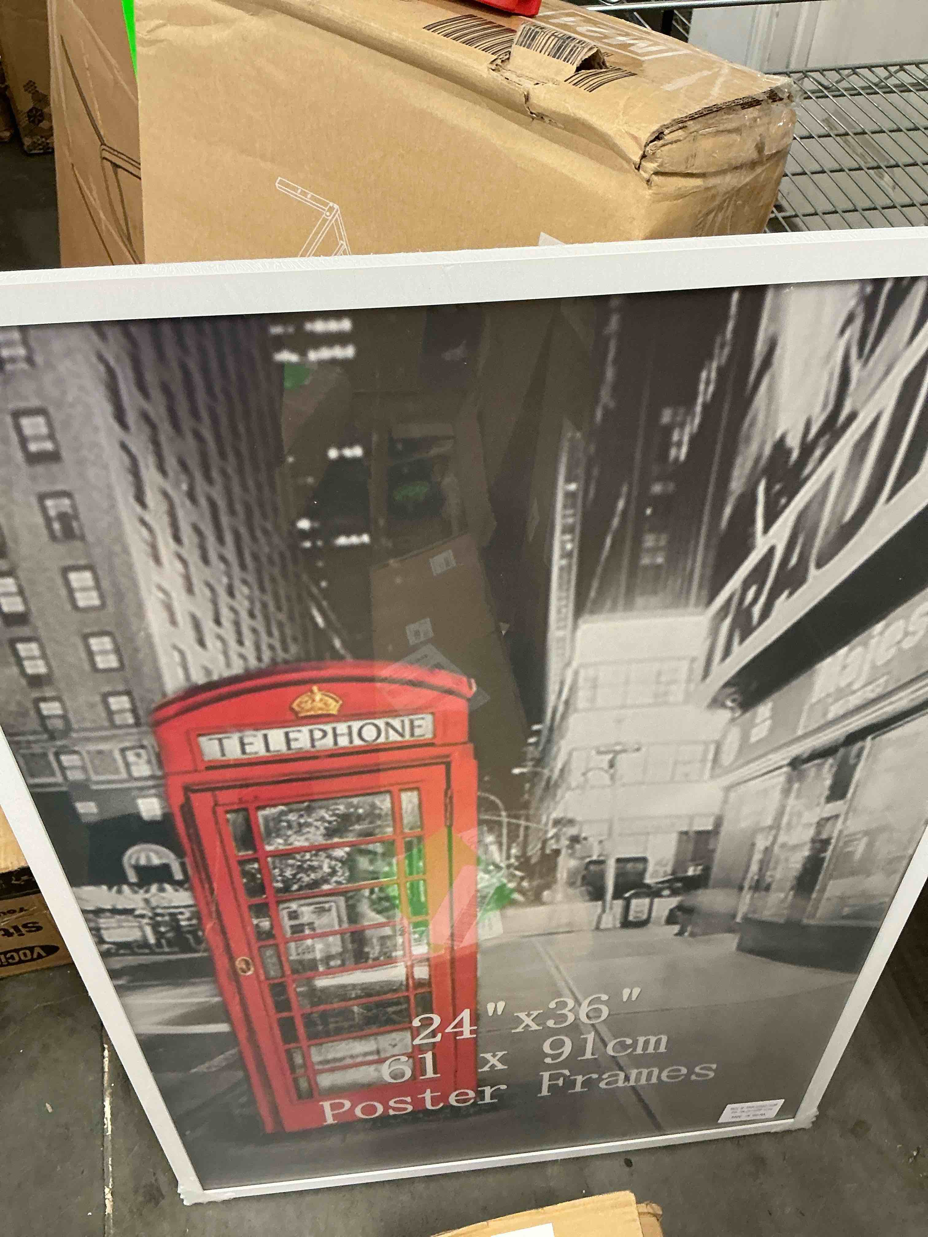 Condition photo showing Good Condition for 24x36 frame  white poster frame for wall mounted