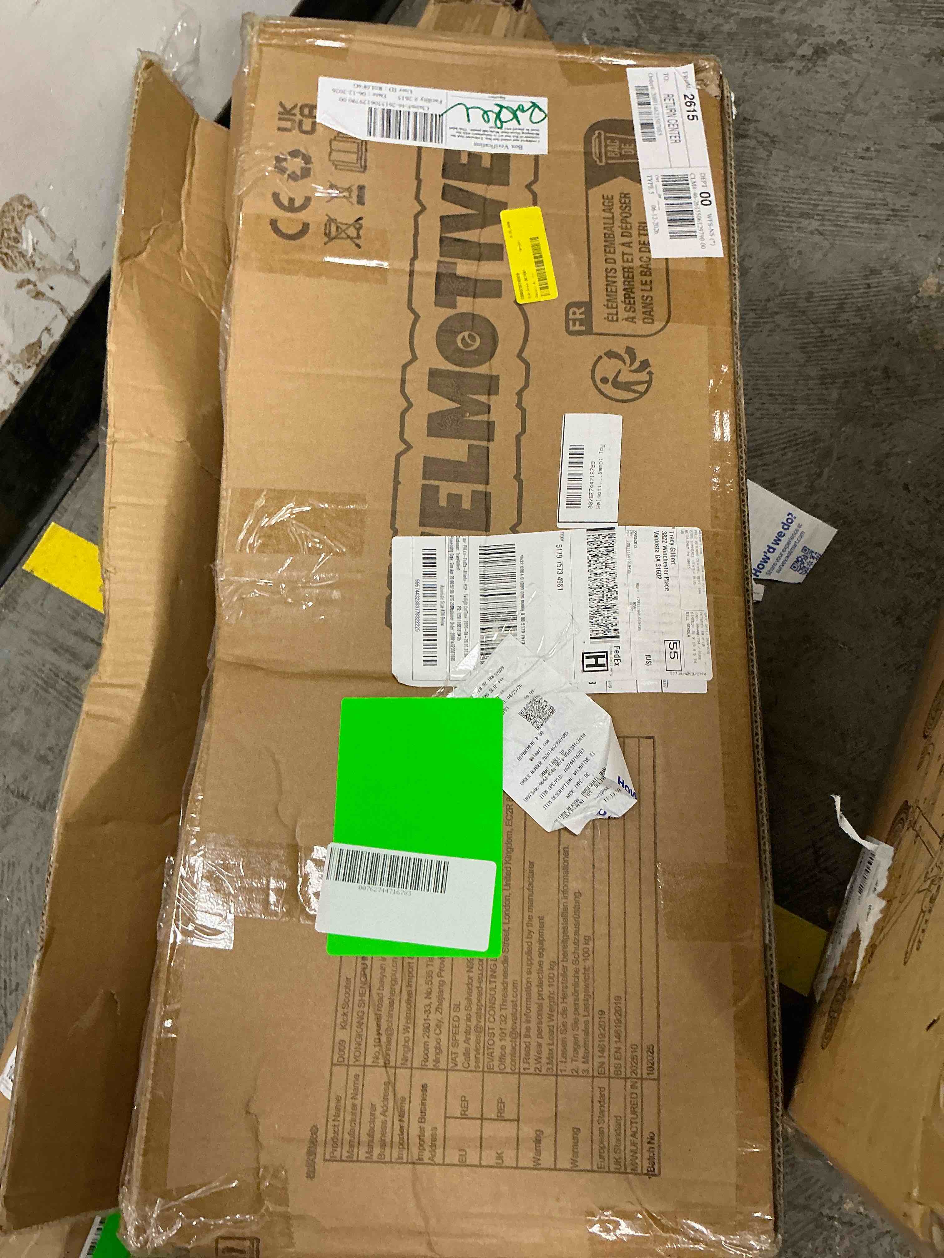 Condition photo showing New/Like New for welmotive kick scooter for kids ages 6+ teens & adults, with front handbrake and rear brake, and adjustable handlebars, big sturdy pu flash wheels great gift & toy