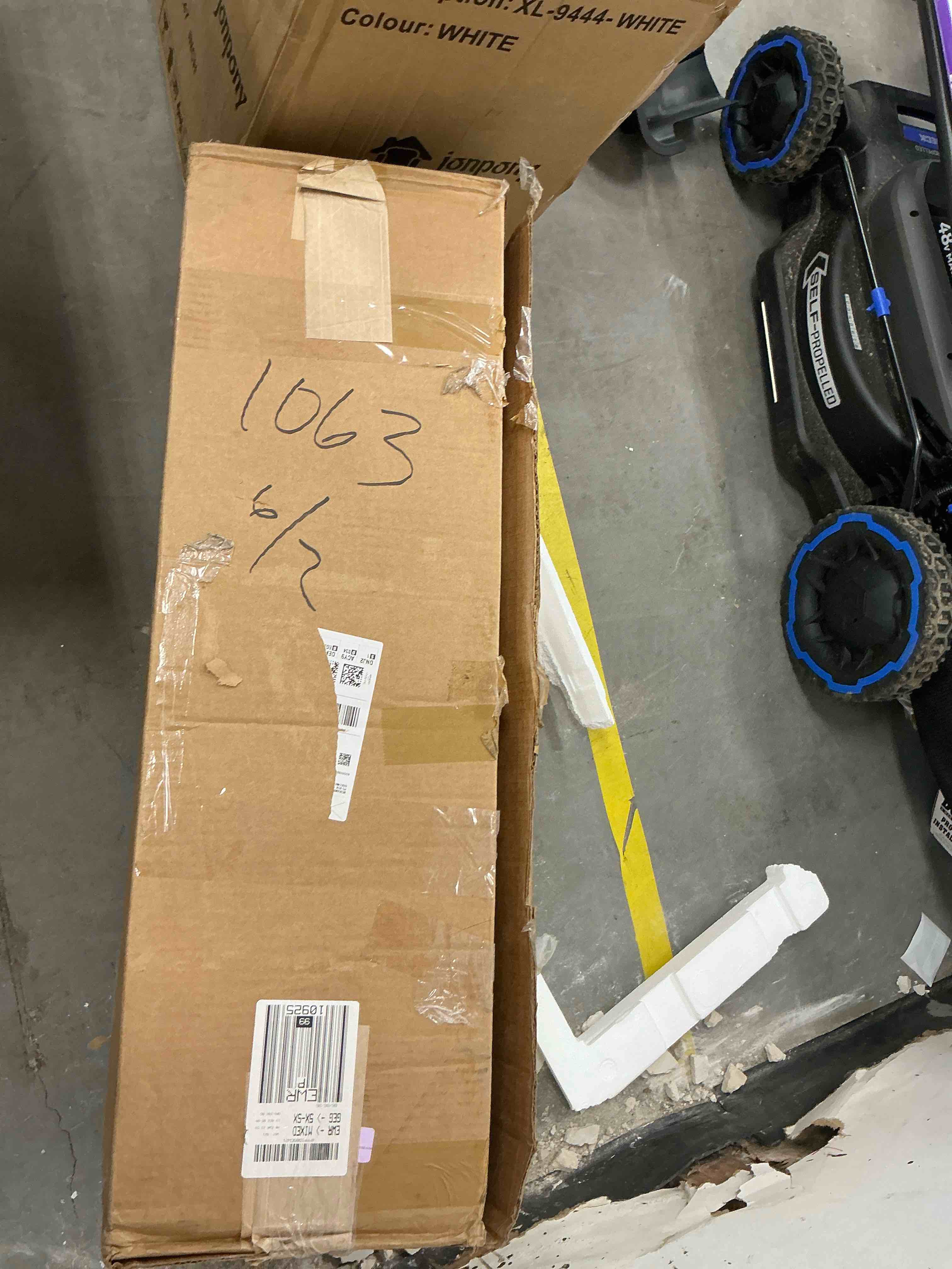 Condition photo showing Good Condition for restored premium dyson ball animal 3 upright vacuum | nickel/silver (refurbished)
