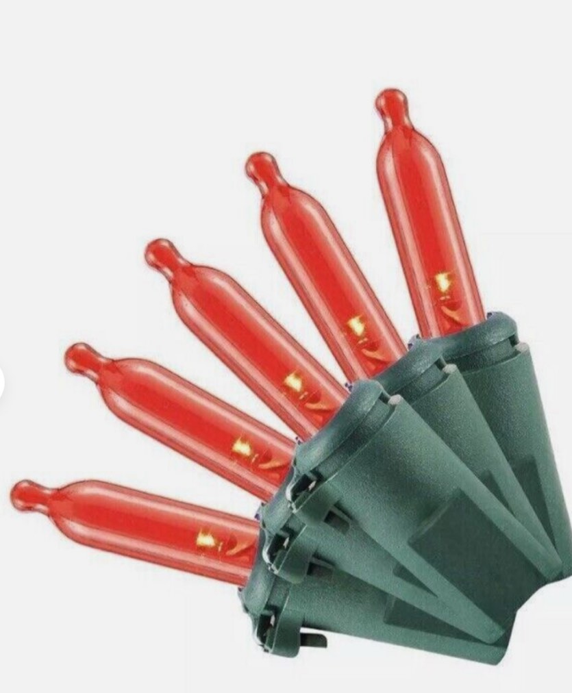 Home Accents Holiday 100 Ct Red LED Mini Lights 28 Feet Long Indoor/Outdoor