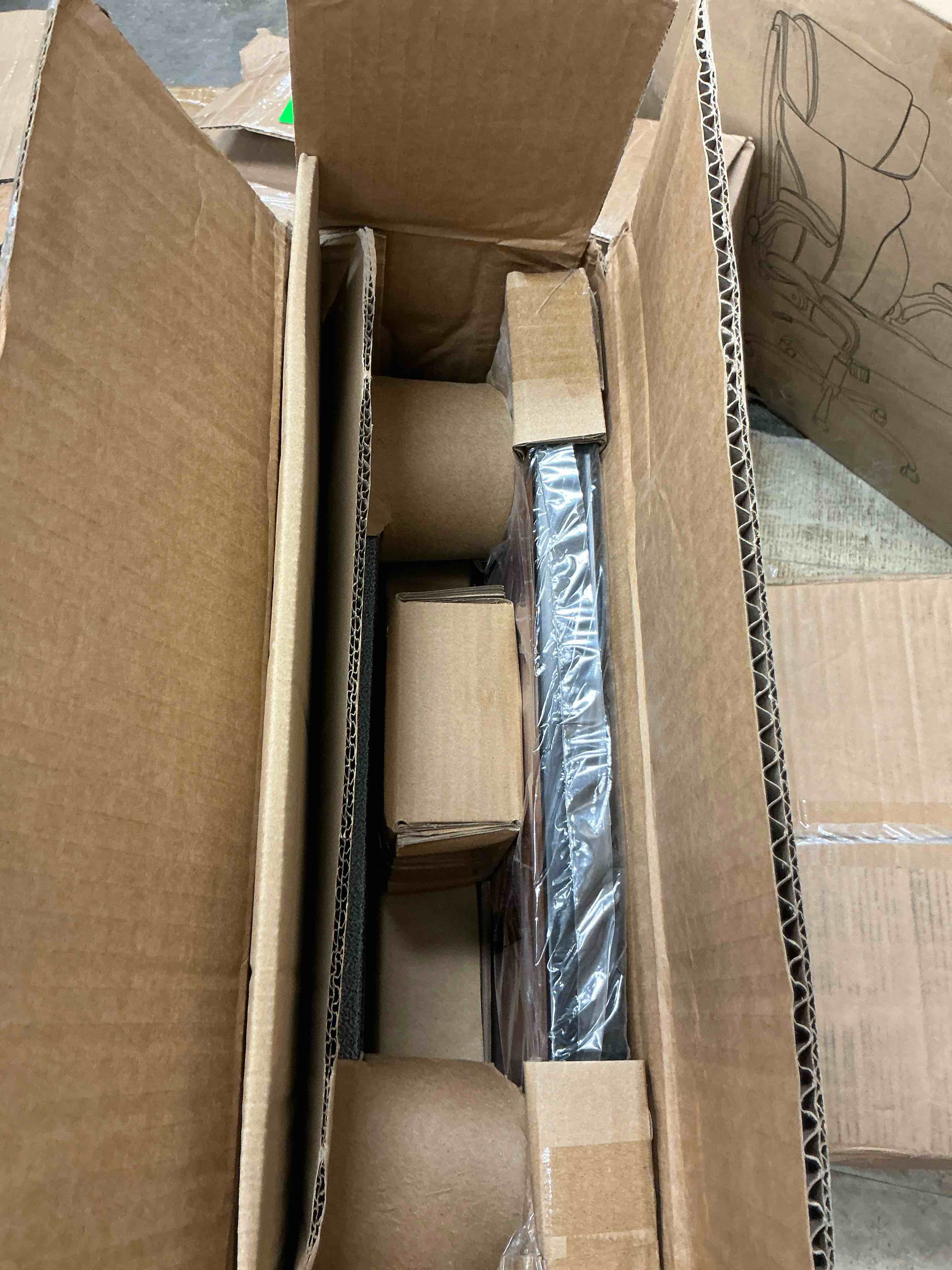 https://s3.amazonaws.com/lotting-images-prod/EmanualPiazza/GRA2125740_1783449769856.jpeg