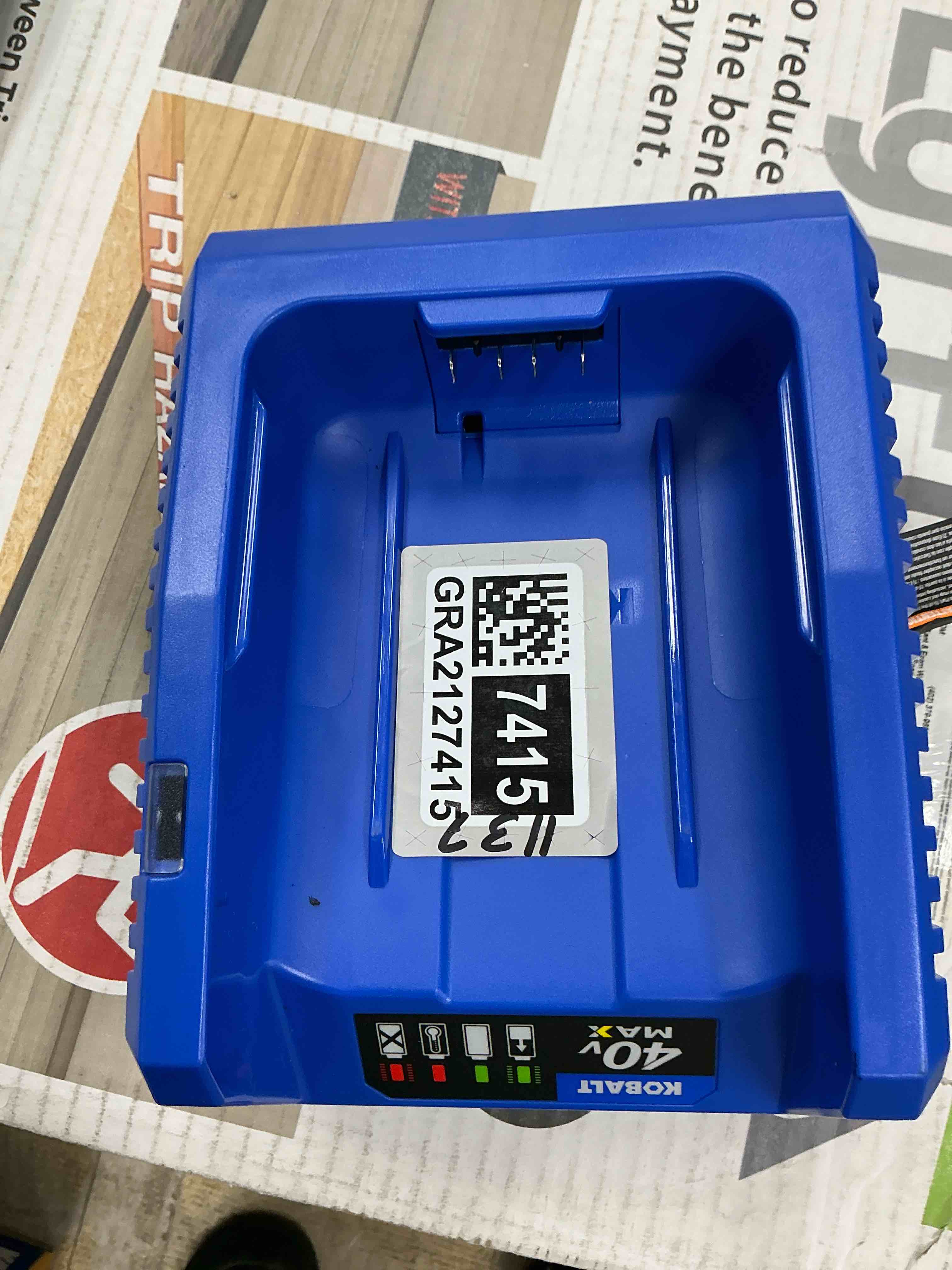Condition photo showing Good Condition for kobalt 40 -volt, battery charger