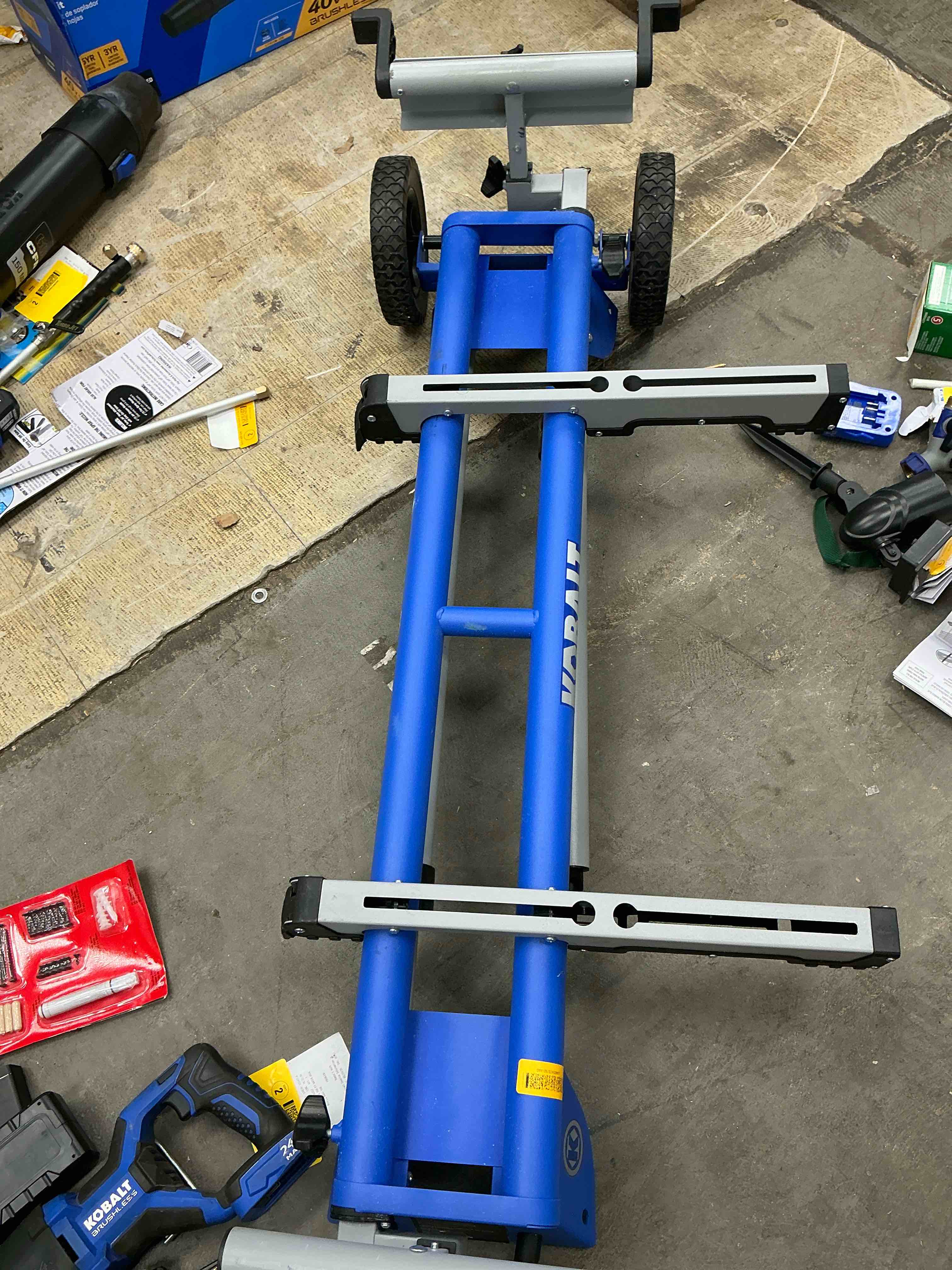 Condition photo showing Good Condition for kobalt steel adjustable rolling miter saw stand