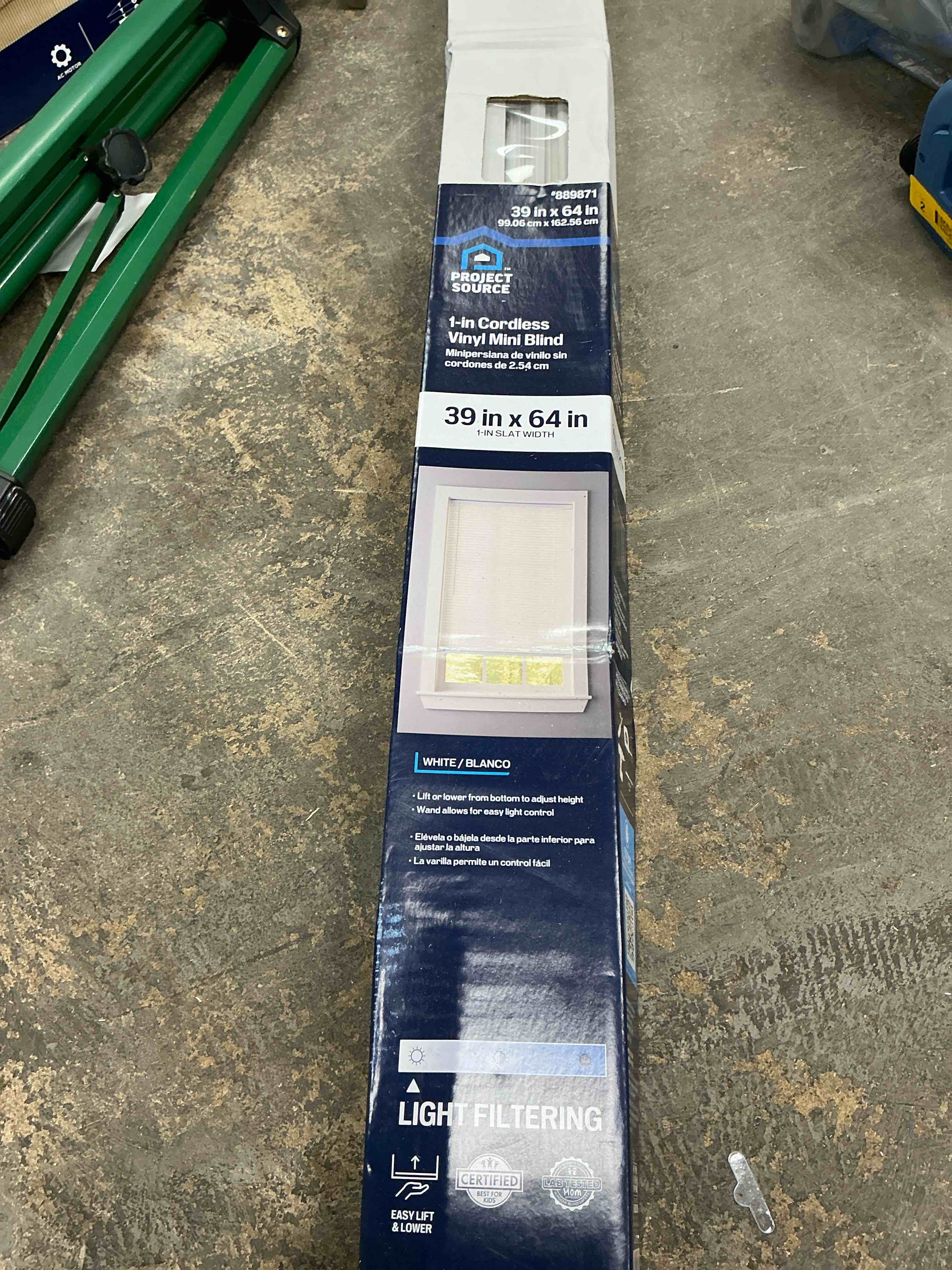Condition photo showing Good Condition for project source light filtering 1-in slat width 39-in x 64-in cordless white vinyl light filtering mini-blinds