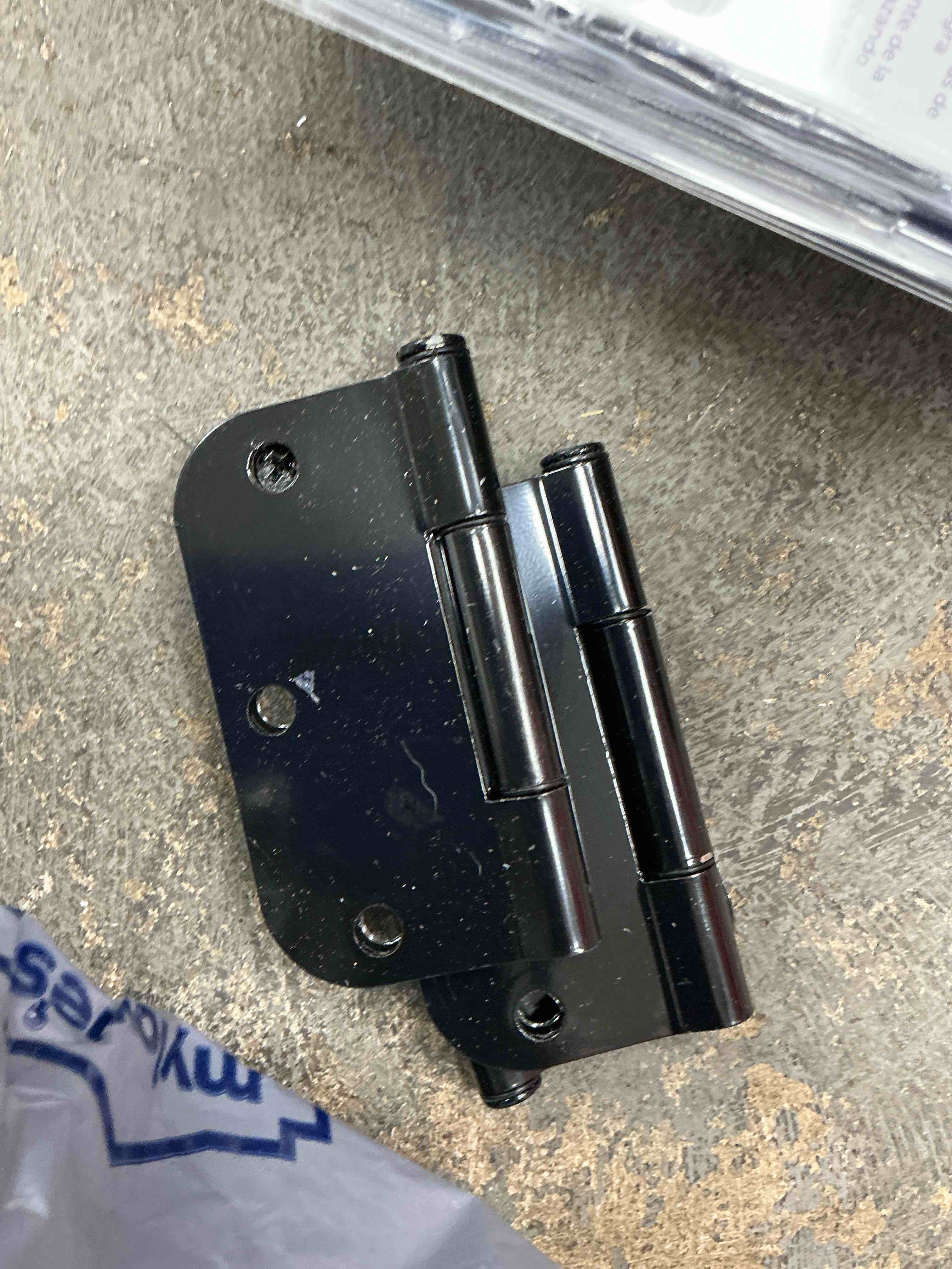 Condition photo showing Good Condition for reliabilt no-squeak 3-1/2-in h x 5/8-in radius matte black mortise interior/exterior door hinge (3-pack)