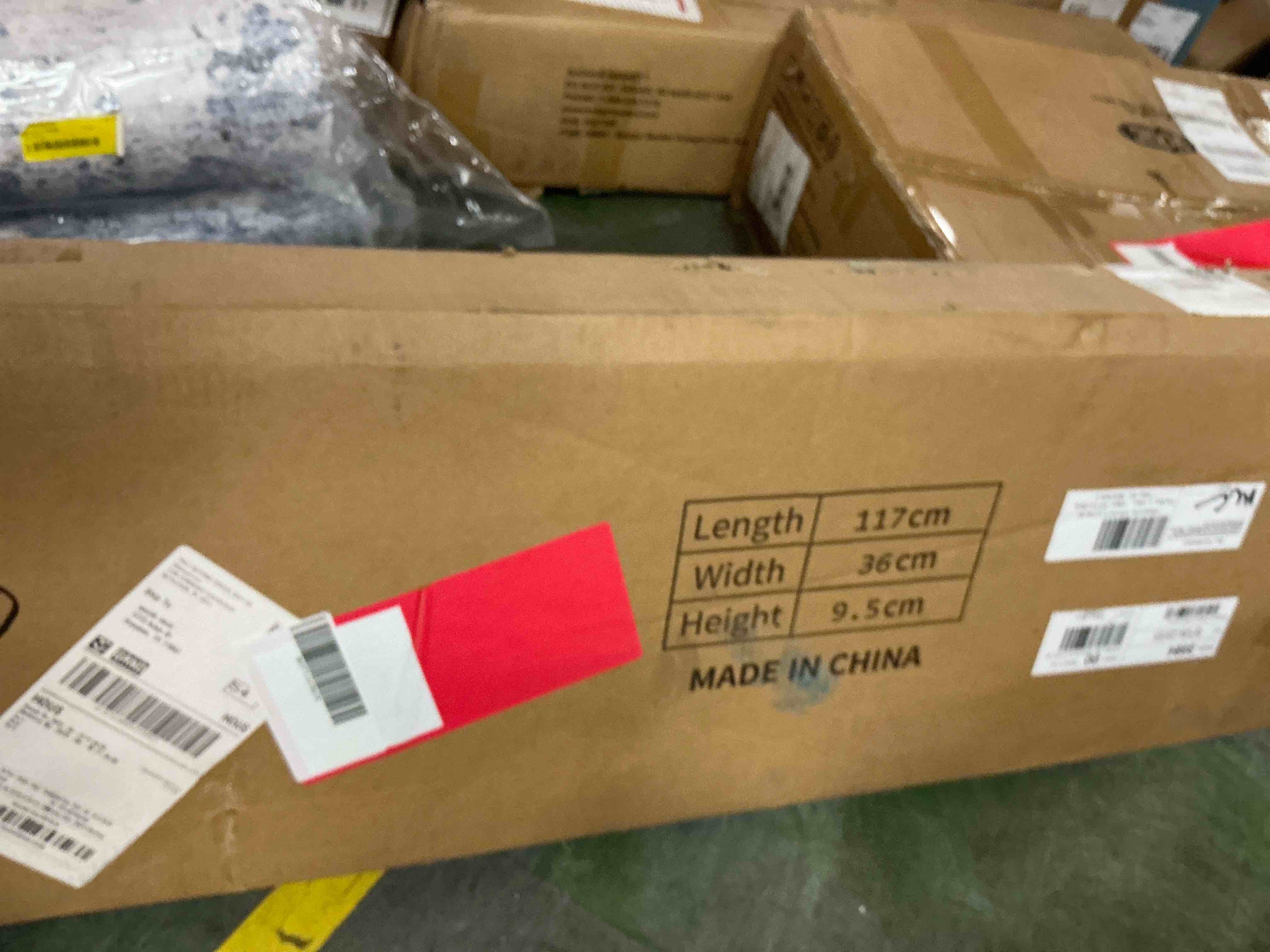 Condition photo showing New/Like New for sakugi 5-tier heavy duty wire shelving unit,47.2" × 12.6" × 60.3" inches, 1500 lbs capacity, black
