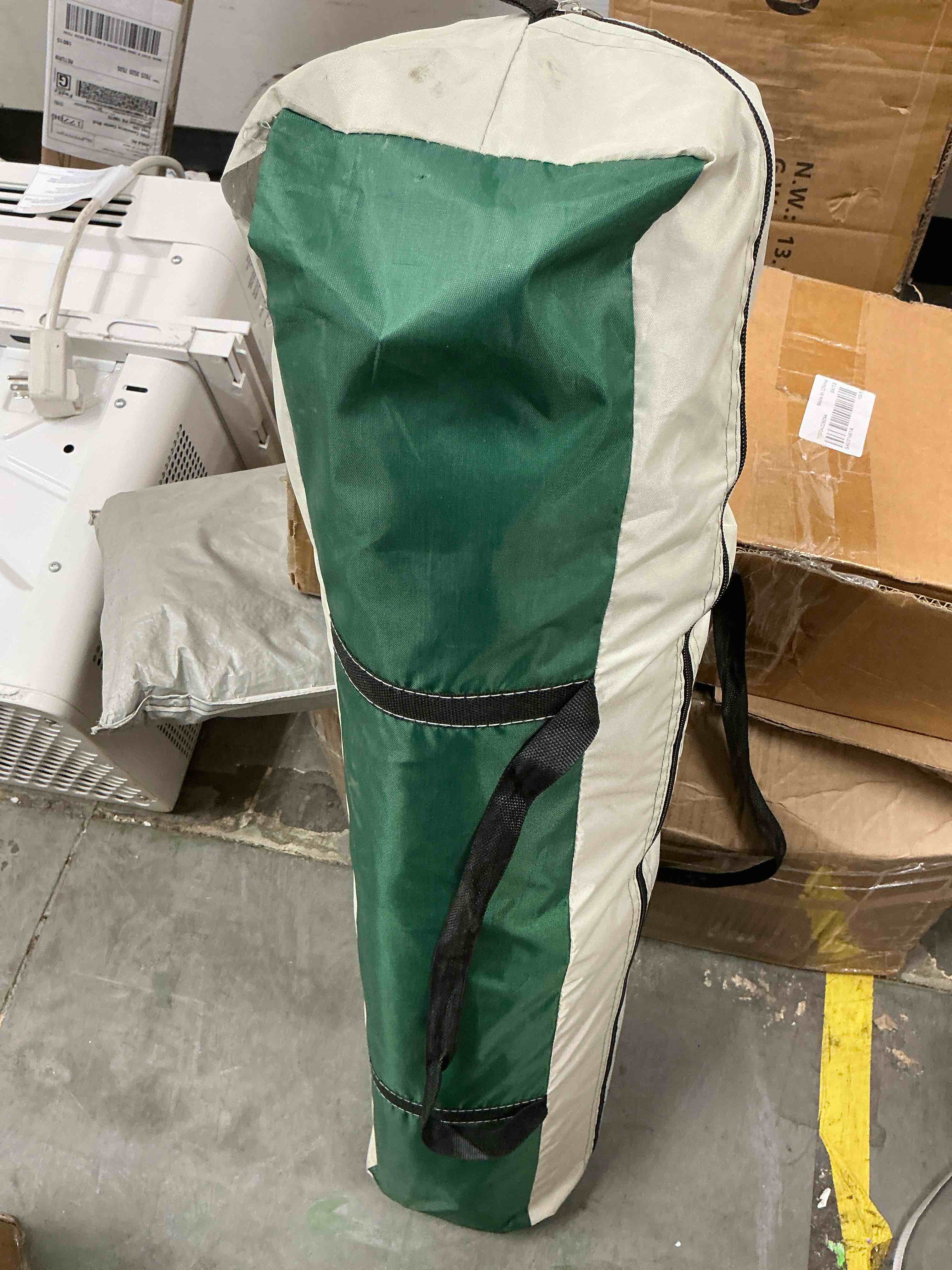 Condition photo showing Good Condition for yacona 2-3 person tents for camping, instant pop up tent for outdoor hiking backpacking, waterproof, green