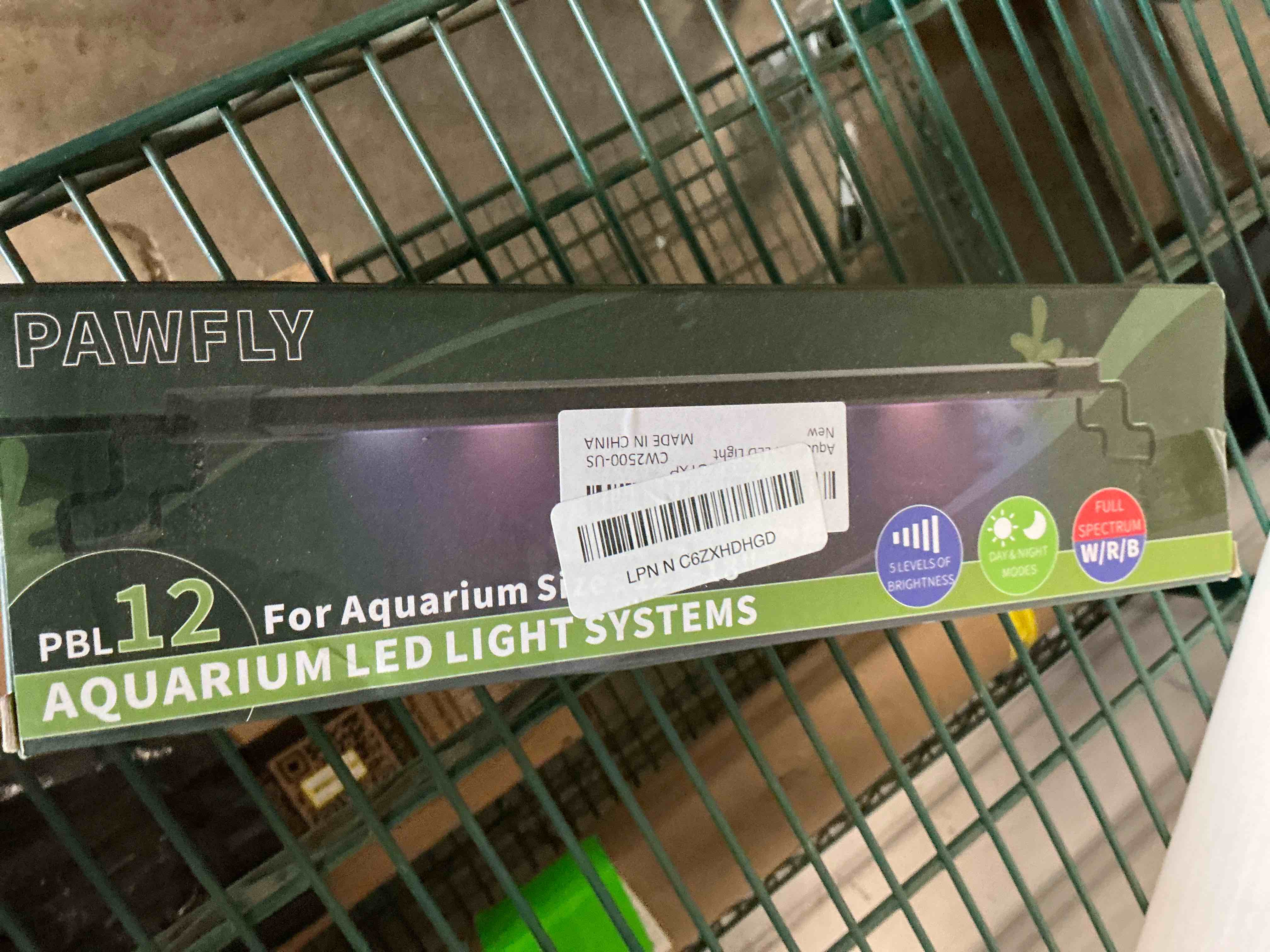 Condition photo showing Good Condition for pawfly 11w aquarium led light for 12 to 18 inch fish tanks extendable fish tank light with full spectrum brilliant white blue red lights with daytime & night modes and adjustable brightness basic 12"-18"