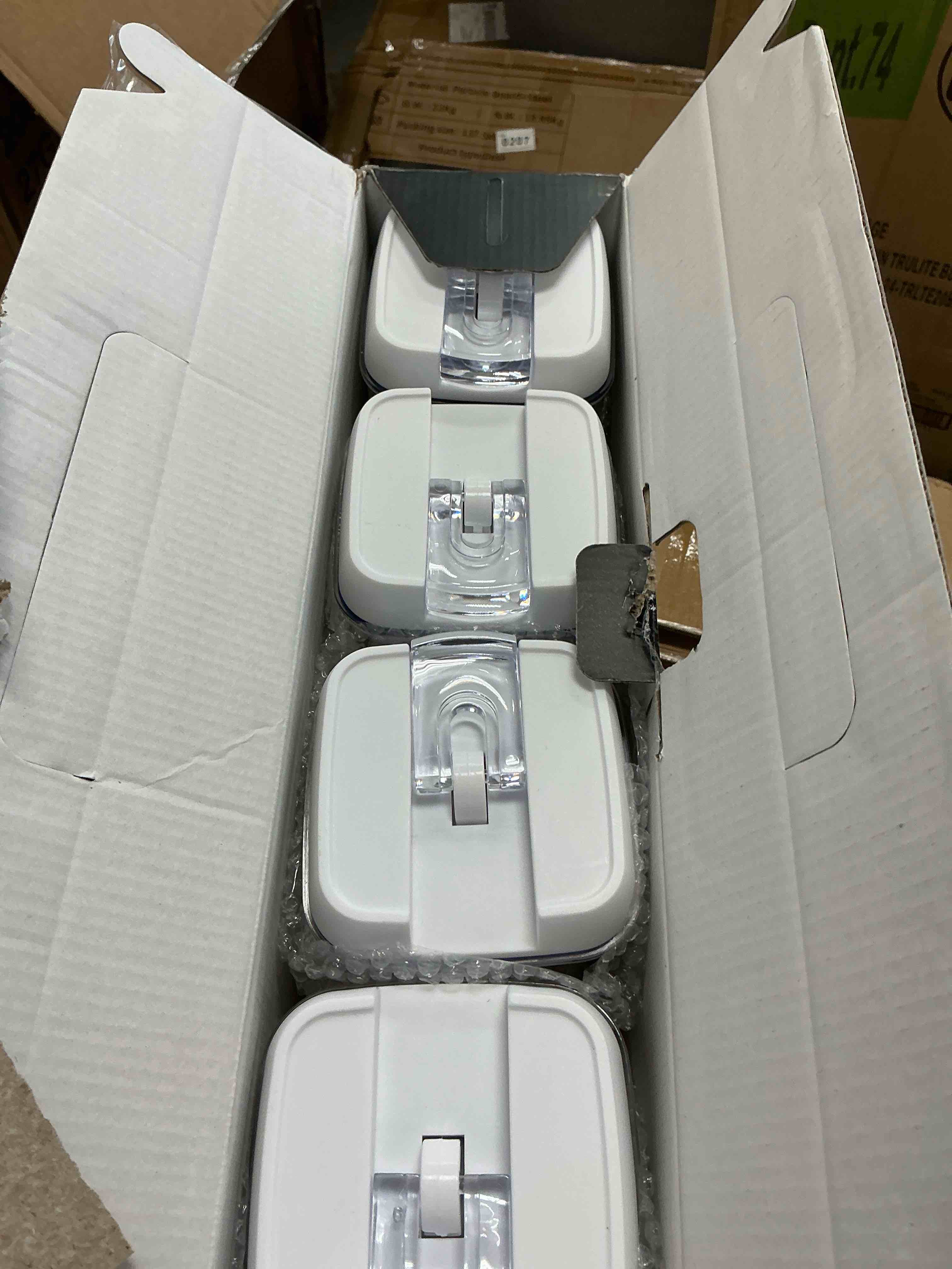 https://s3.amazonaws.com/lotting-images-prod/EmanualPiazza/GRA3460720_1761164618039.jpeg