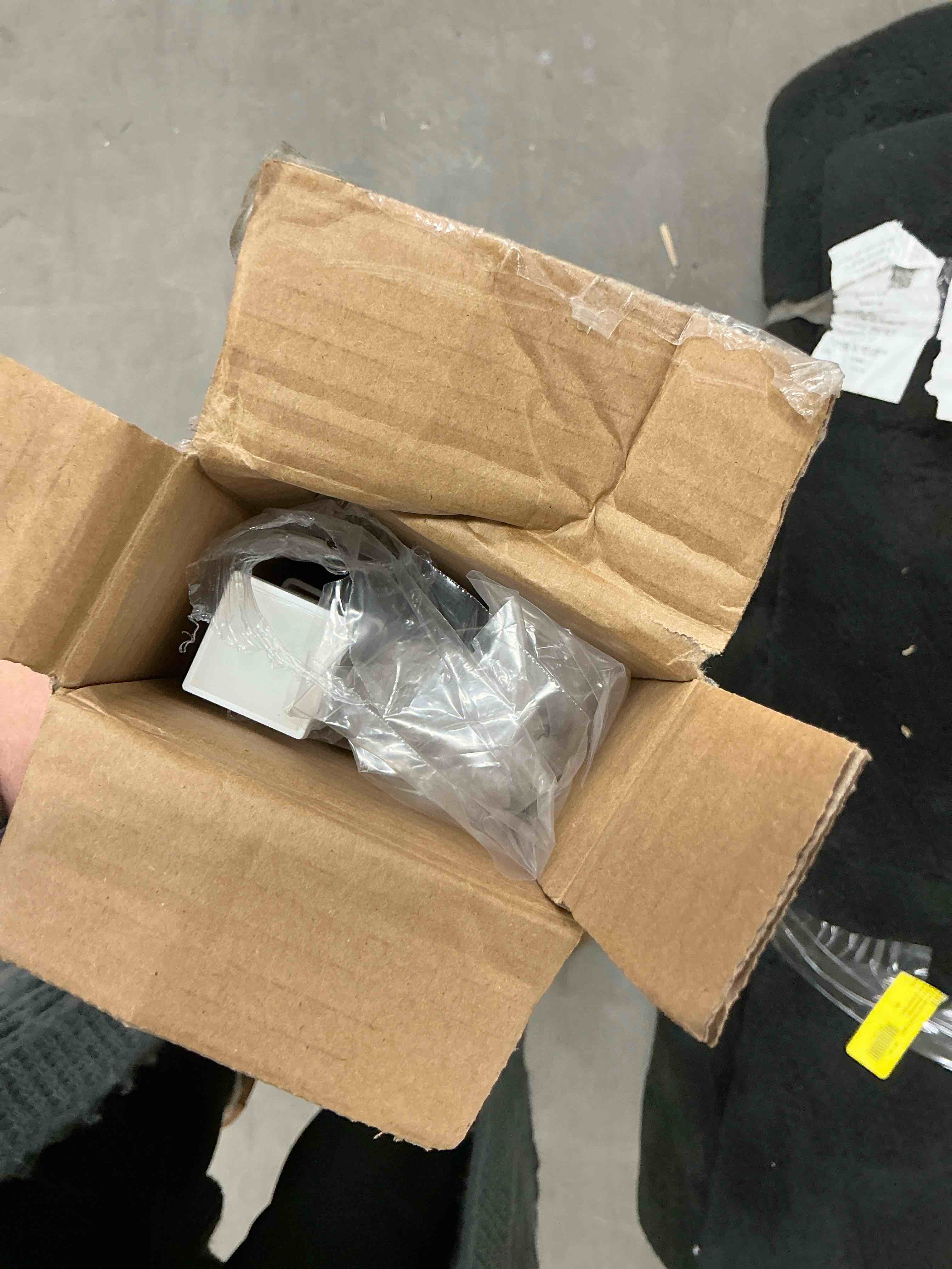 https://s3.amazonaws.com/lotting-images-prod/EmanualPiazza/GRA3460751_1761234634958.jpeg