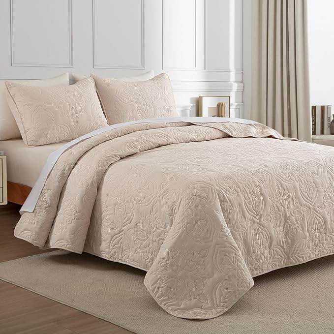 Whale Flotilla Soft California King Quilt Bedding Set for All Seasons, Vintage Damask Ultrasonic Qui