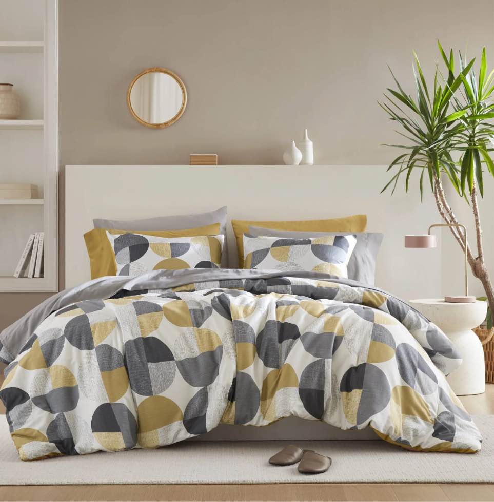 Regency Heights Full Size Comforter Set, 3 Piece Bed in a Bag Full, Round Geometric Print Bedding Comforter Set with Sheets, Yellow