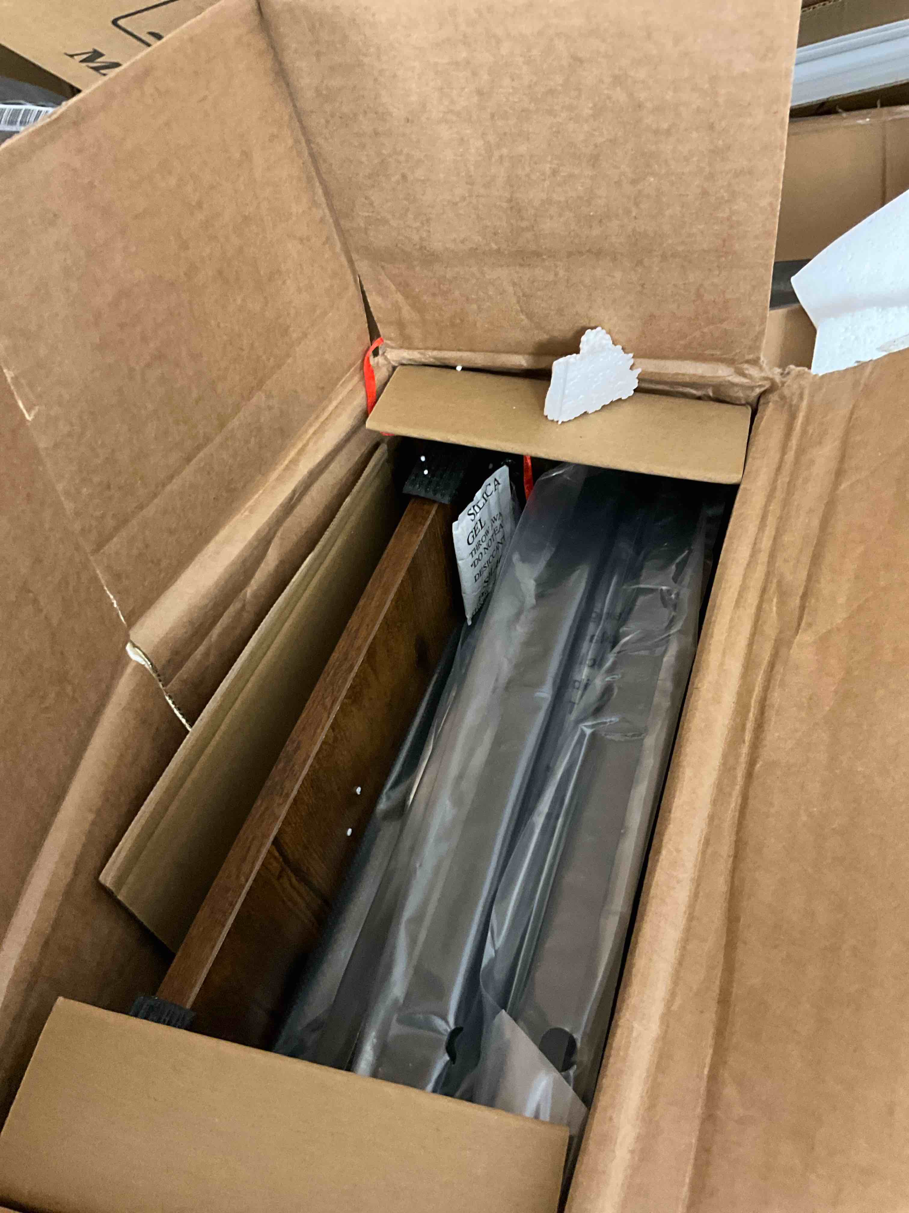 https://s3.amazonaws.com/lotting-images-prod/EmanualPiazza/GRA3463628_1750965715064.jpeg
