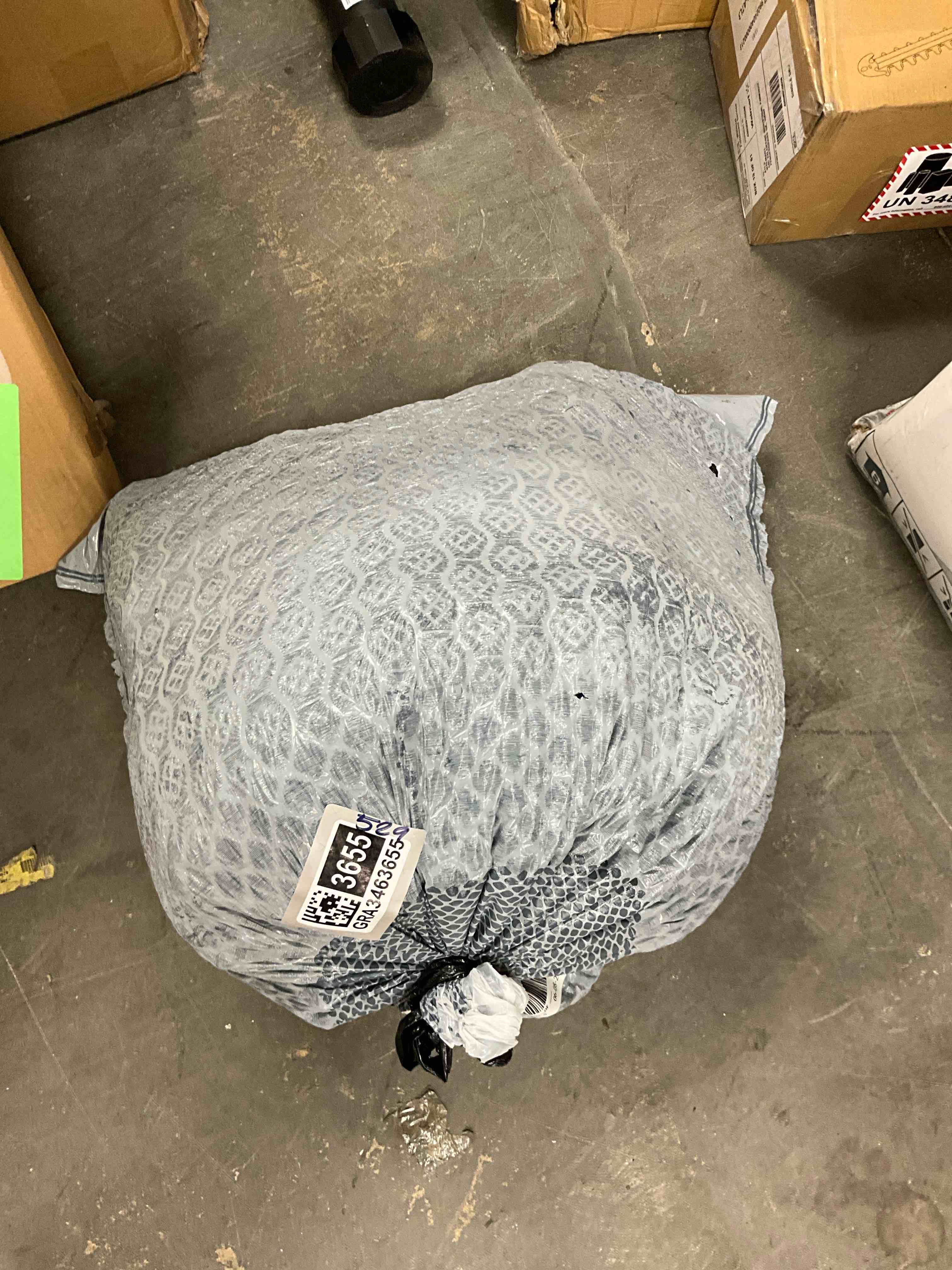 https://s3.amazonaws.com/lotting-images-prod/EmanualPiazza/GRA3463655_1750972901890.jpeg