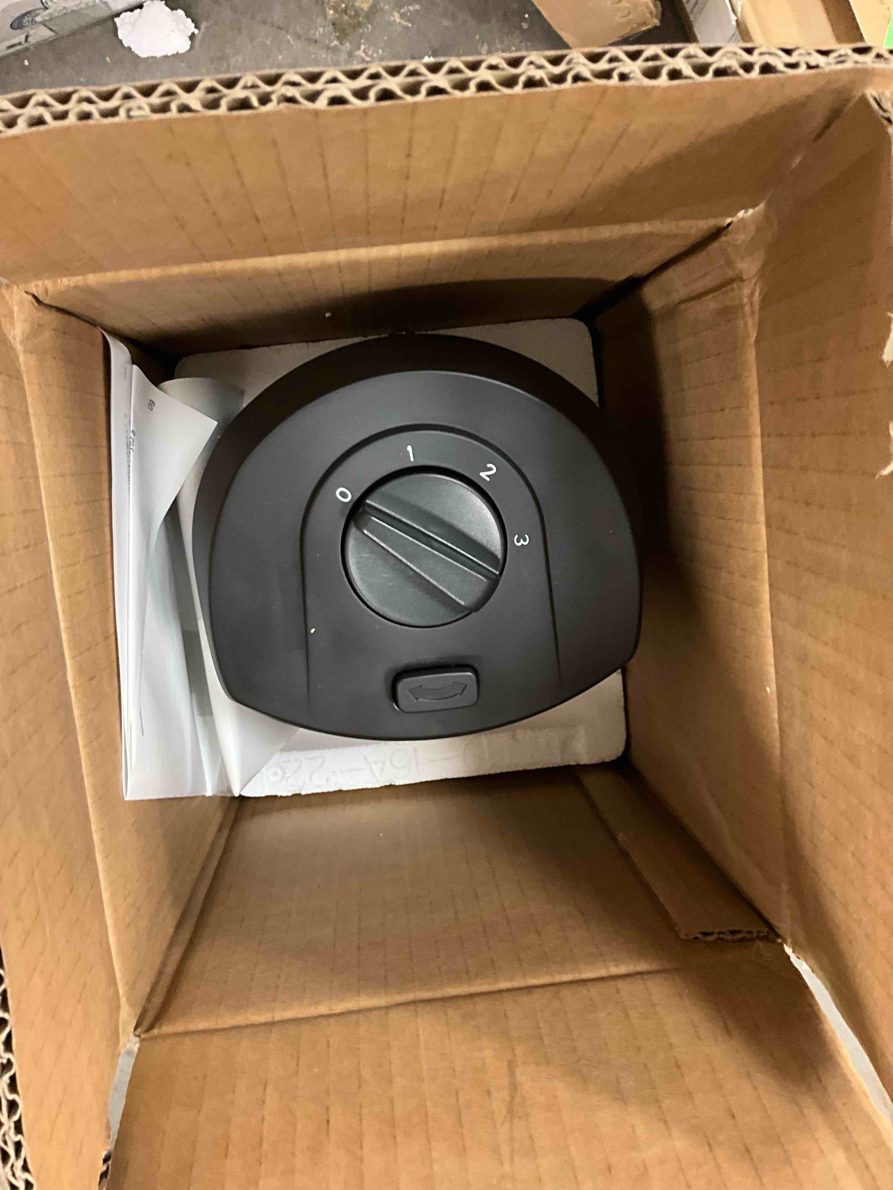 https://s3.amazonaws.com/lotting-images-prod/EmanualPiazza/GRA3463662_1750971569119.jpeg