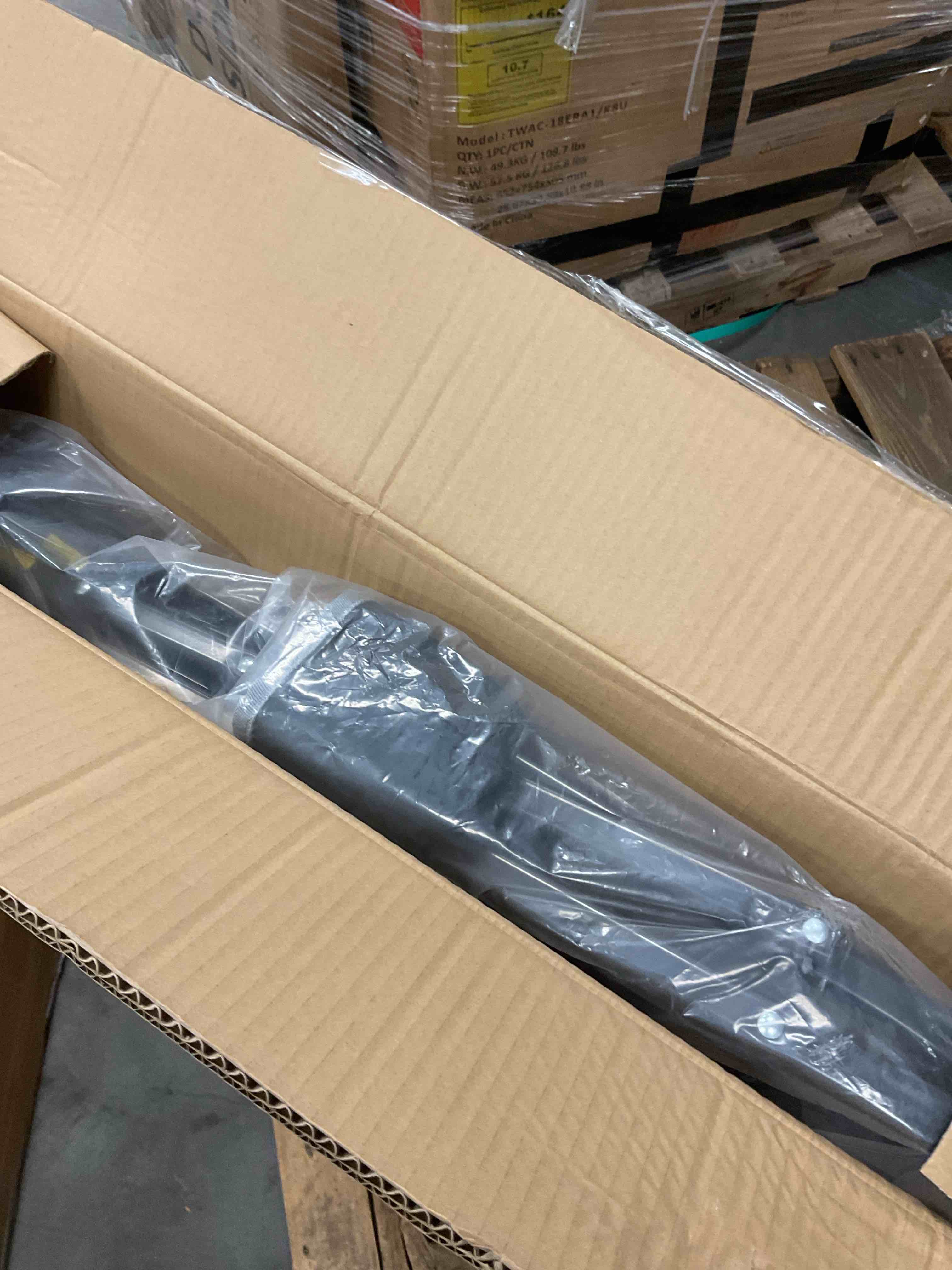 https://s3.amazonaws.com/lotting-images-prod/EmanualPiazza/GRA3463706_1751036549189.jpeg