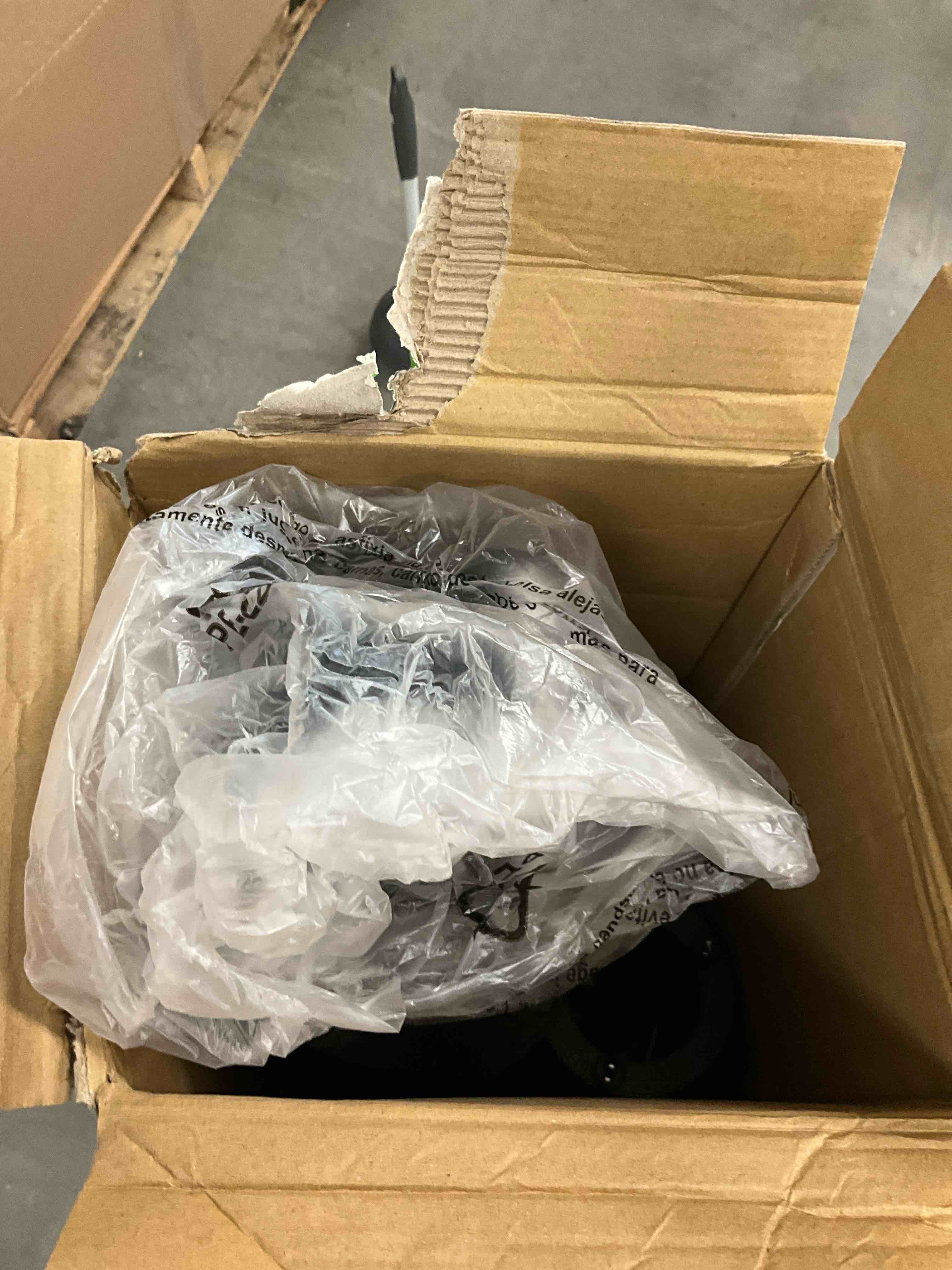 https://s3.amazonaws.com/lotting-images-prod/EmanualPiazza/GRA3464054_1751549446109.jpeg