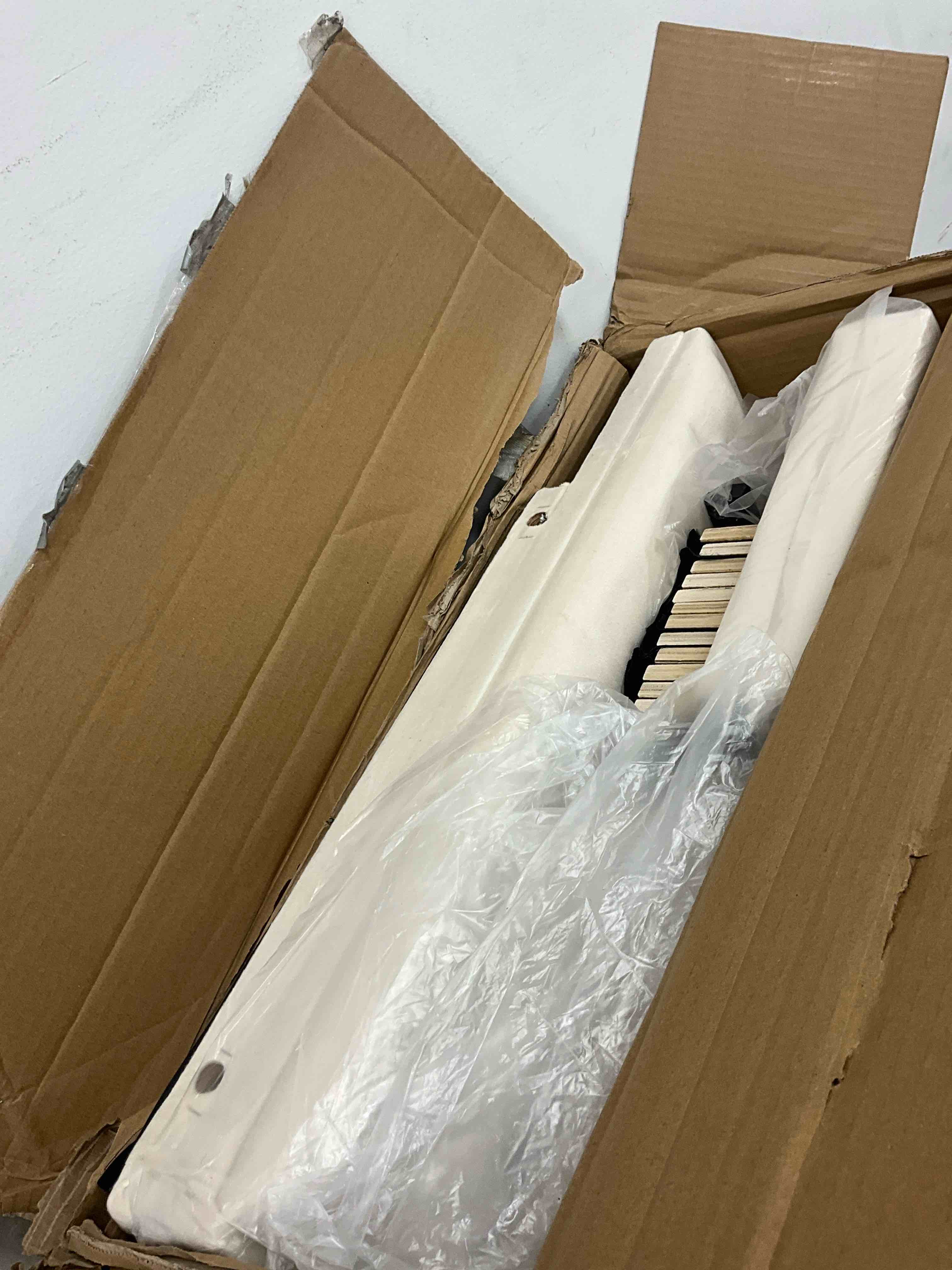https://s3.amazonaws.com/lotting-images-prod/EmanualPiazza/GRA3464555_1752159819796.jpeg