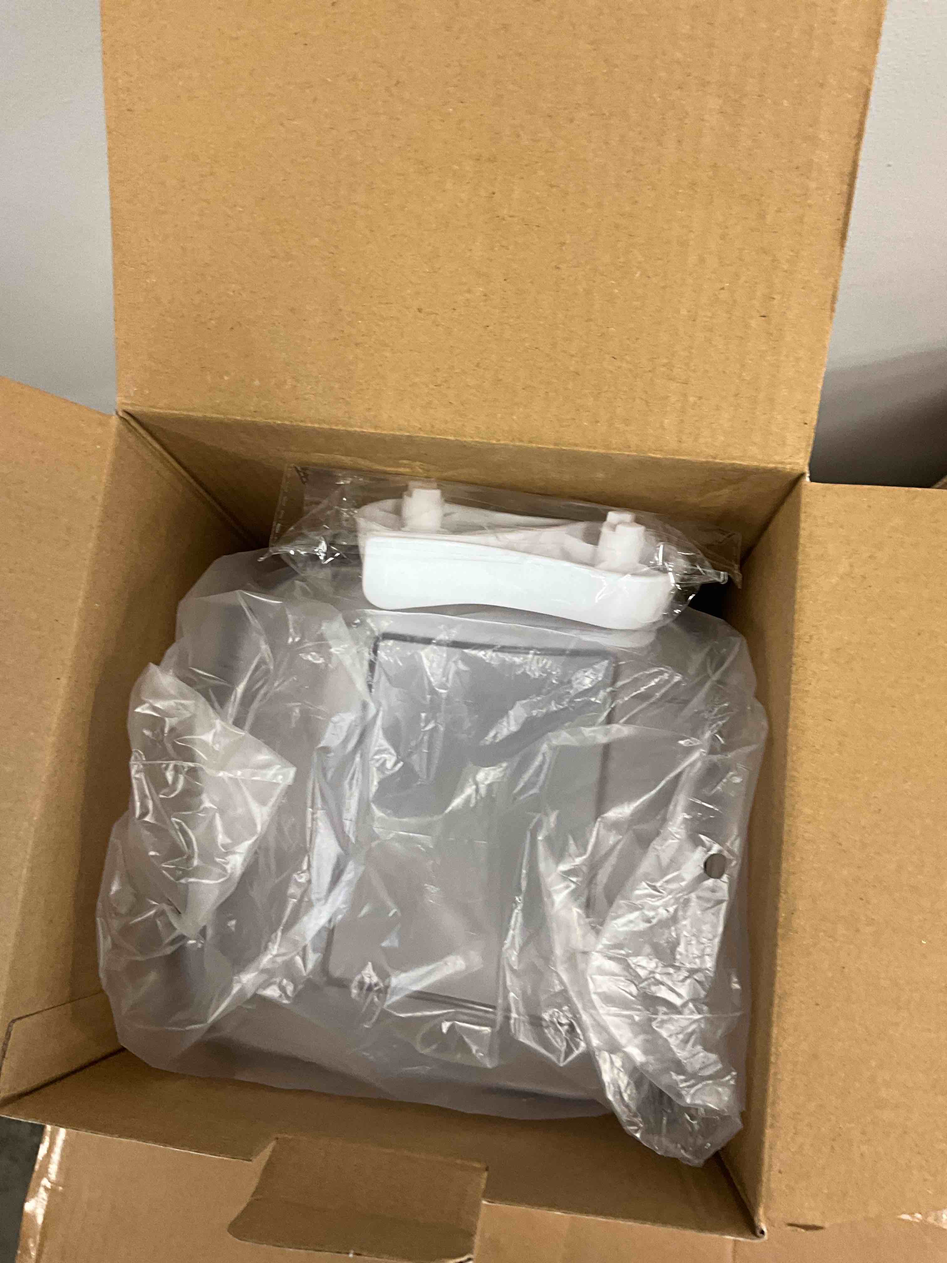 https://s3.amazonaws.com/lotting-images-prod/EmanualPiazza/GRA3464676_1752238089338.jpeg