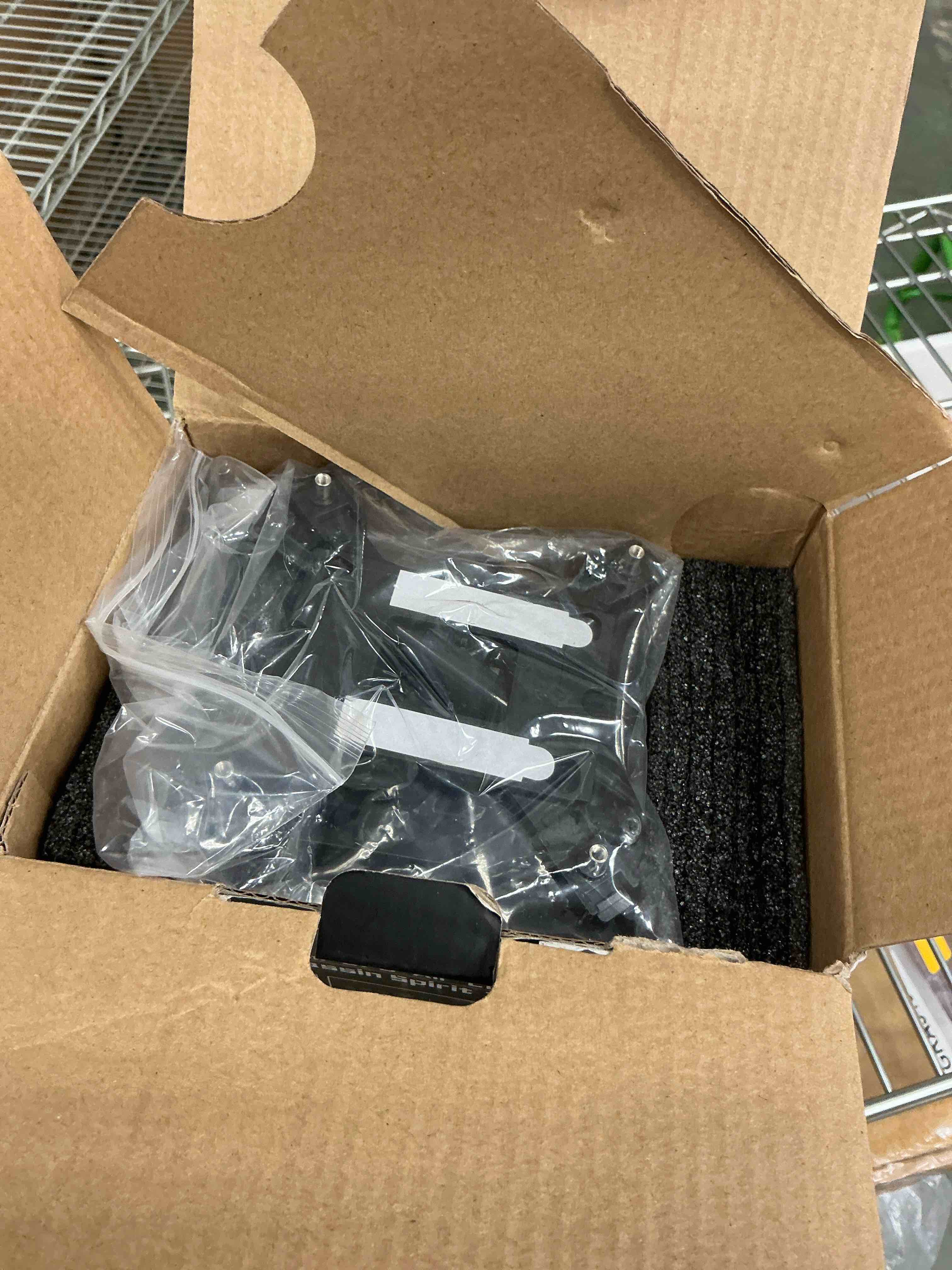 https://s3.amazonaws.com/lotting-images-prod/EmanualPiazza/GRA3464757_1752245006765.jpeg