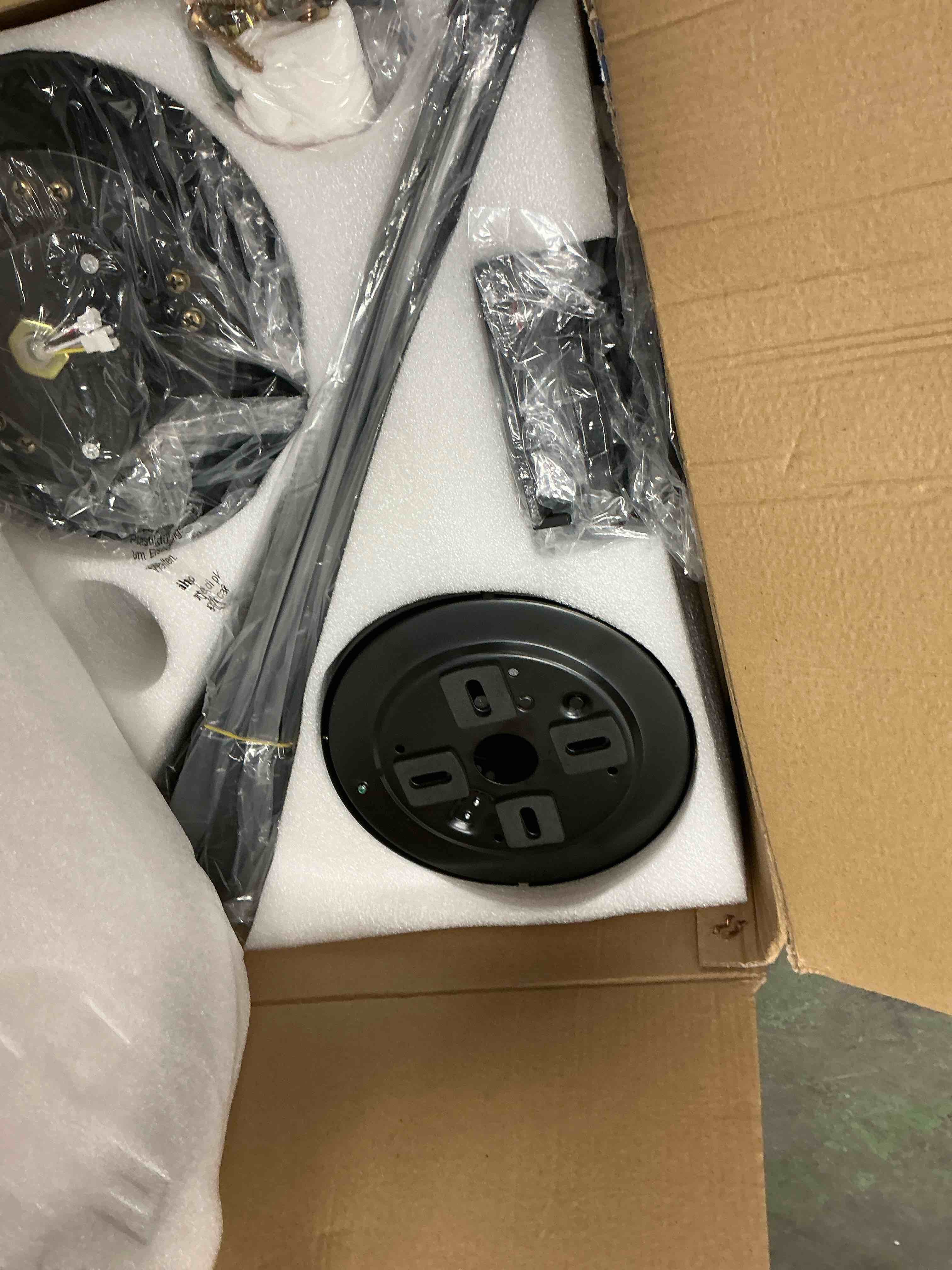 https://s3.amazonaws.com/lotting-images-prod/EmanualPiazza/GRA3464764_1752243863601.jpeg