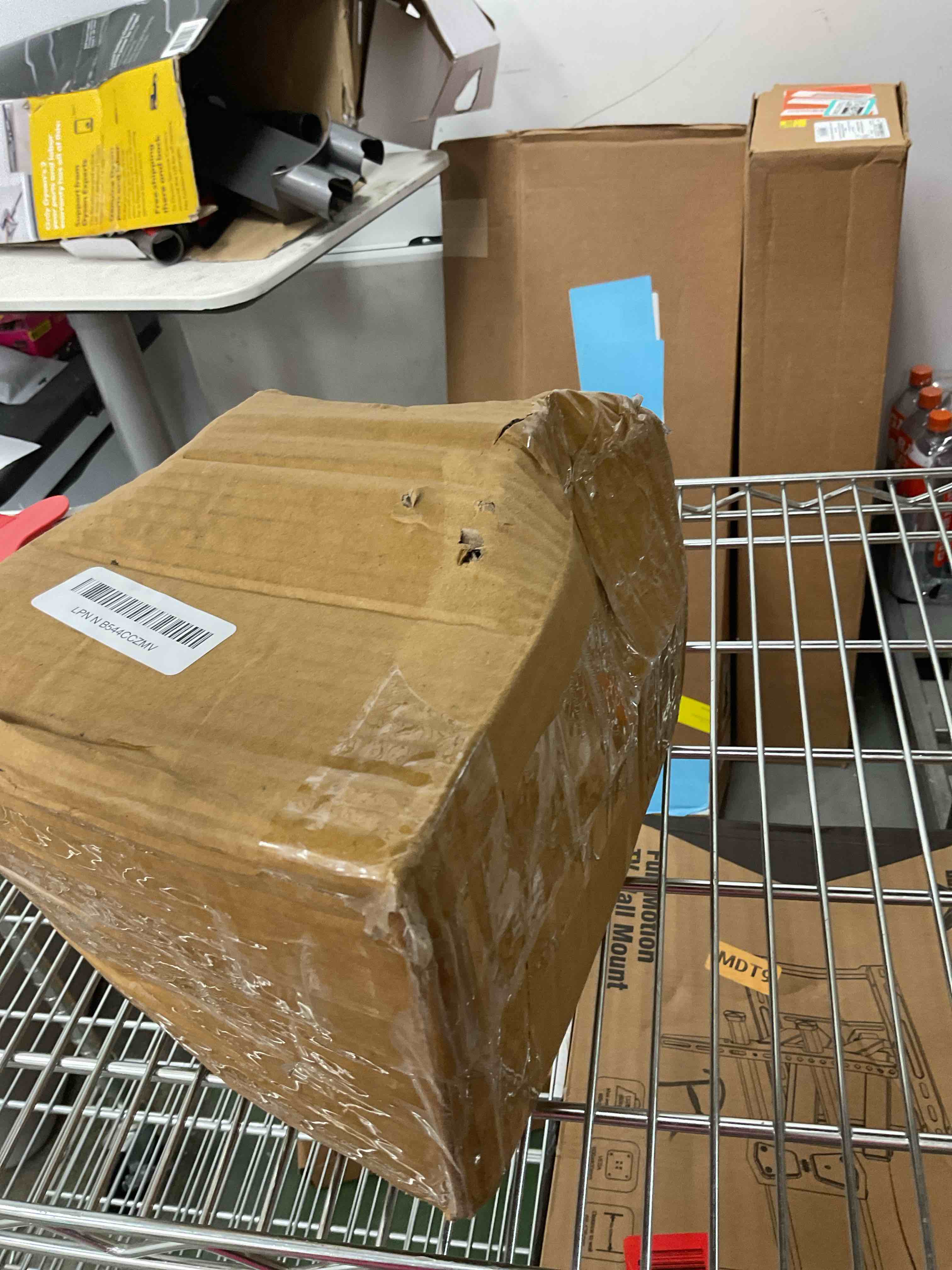 https://s3.amazonaws.com/lotting-images-prod/EmanualPiazza/GRA3464982_1752503655882.jpeg