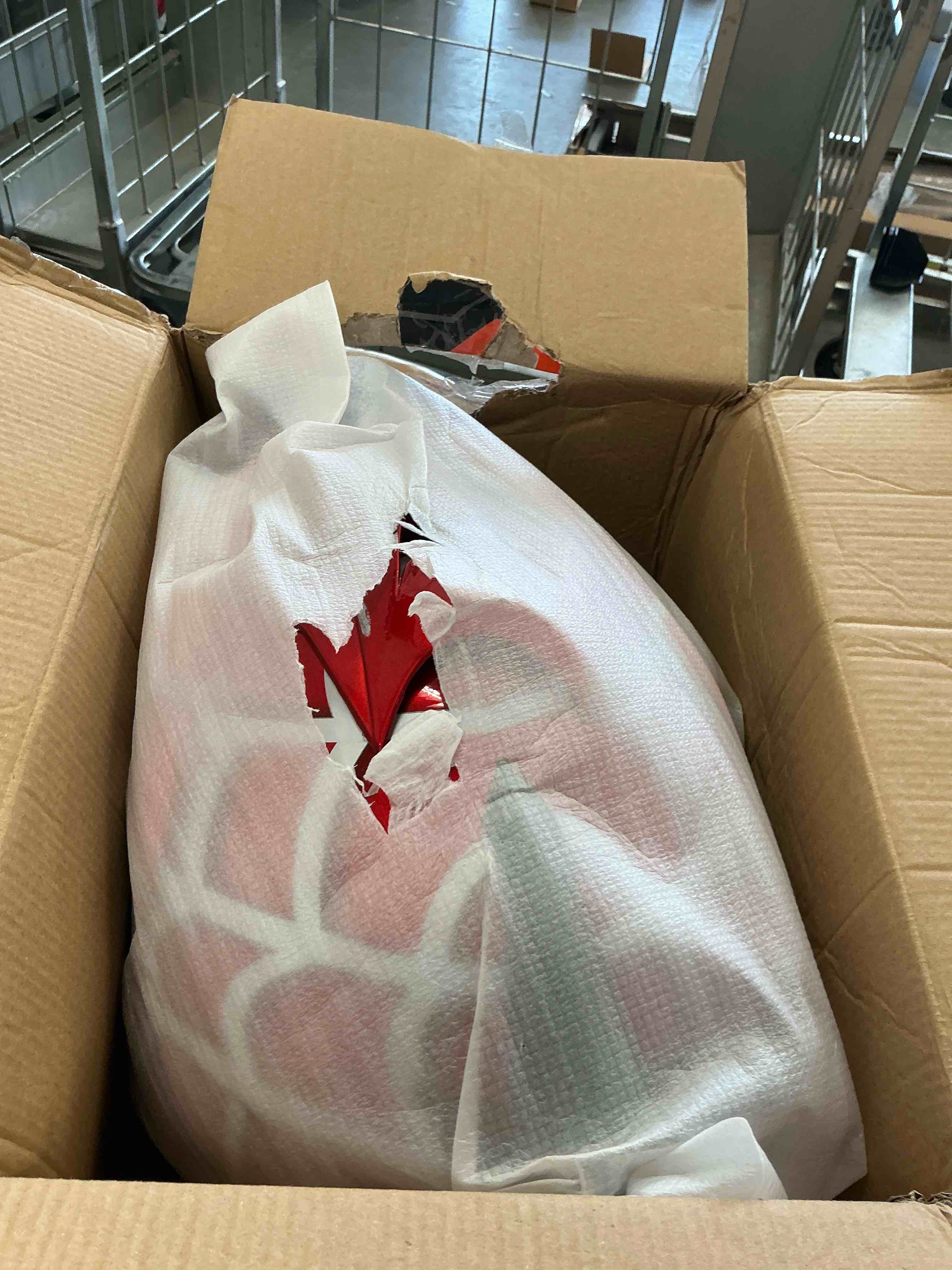 https://s3.amazonaws.com/lotting-images-prod/EmanualPiazza/GRA3465300_1752864753211.jpeg