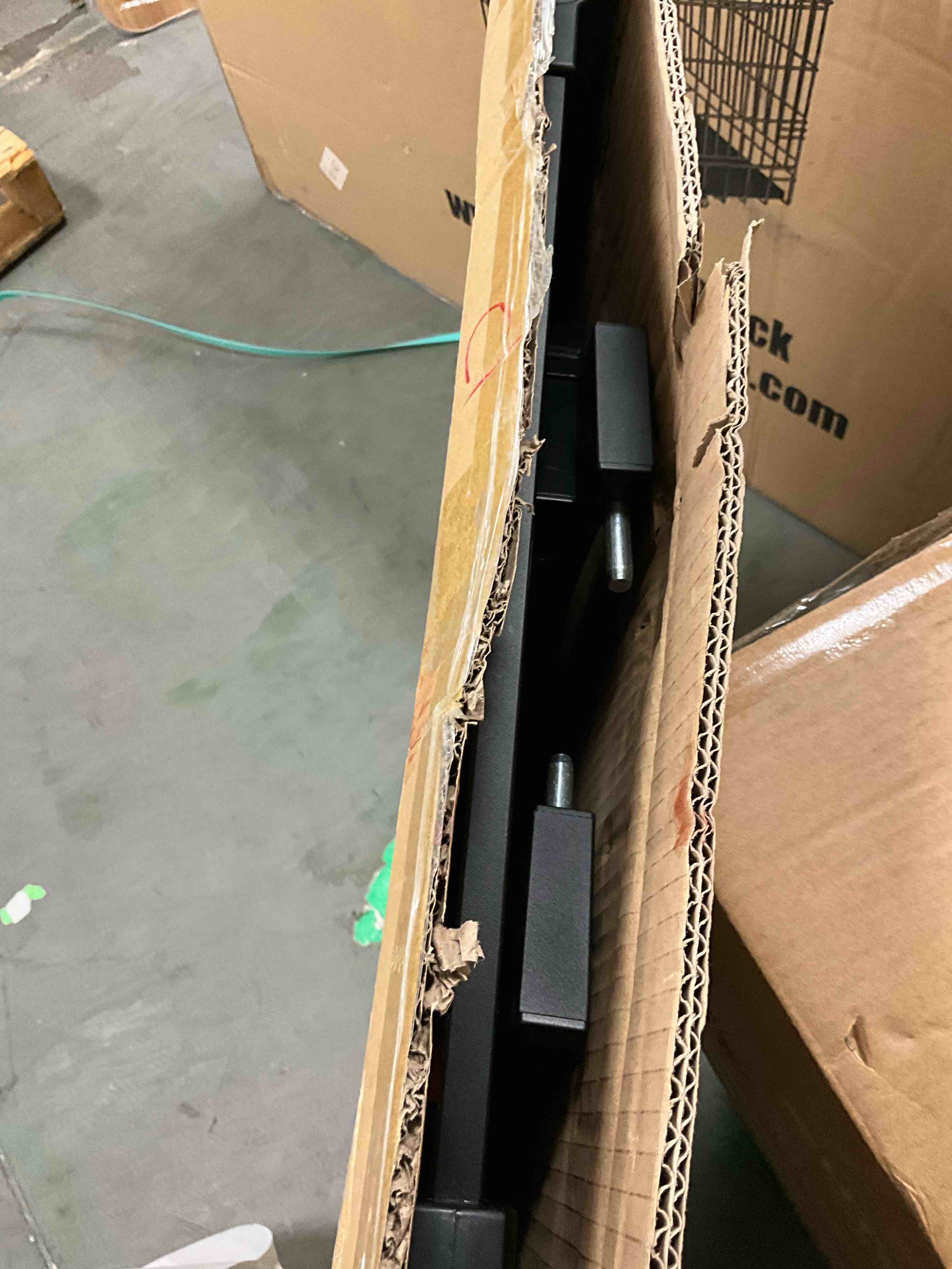 https://s3.amazonaws.com/lotting-images-prod/EmanualPiazza/GRA3465357_1752935967231.jpeg