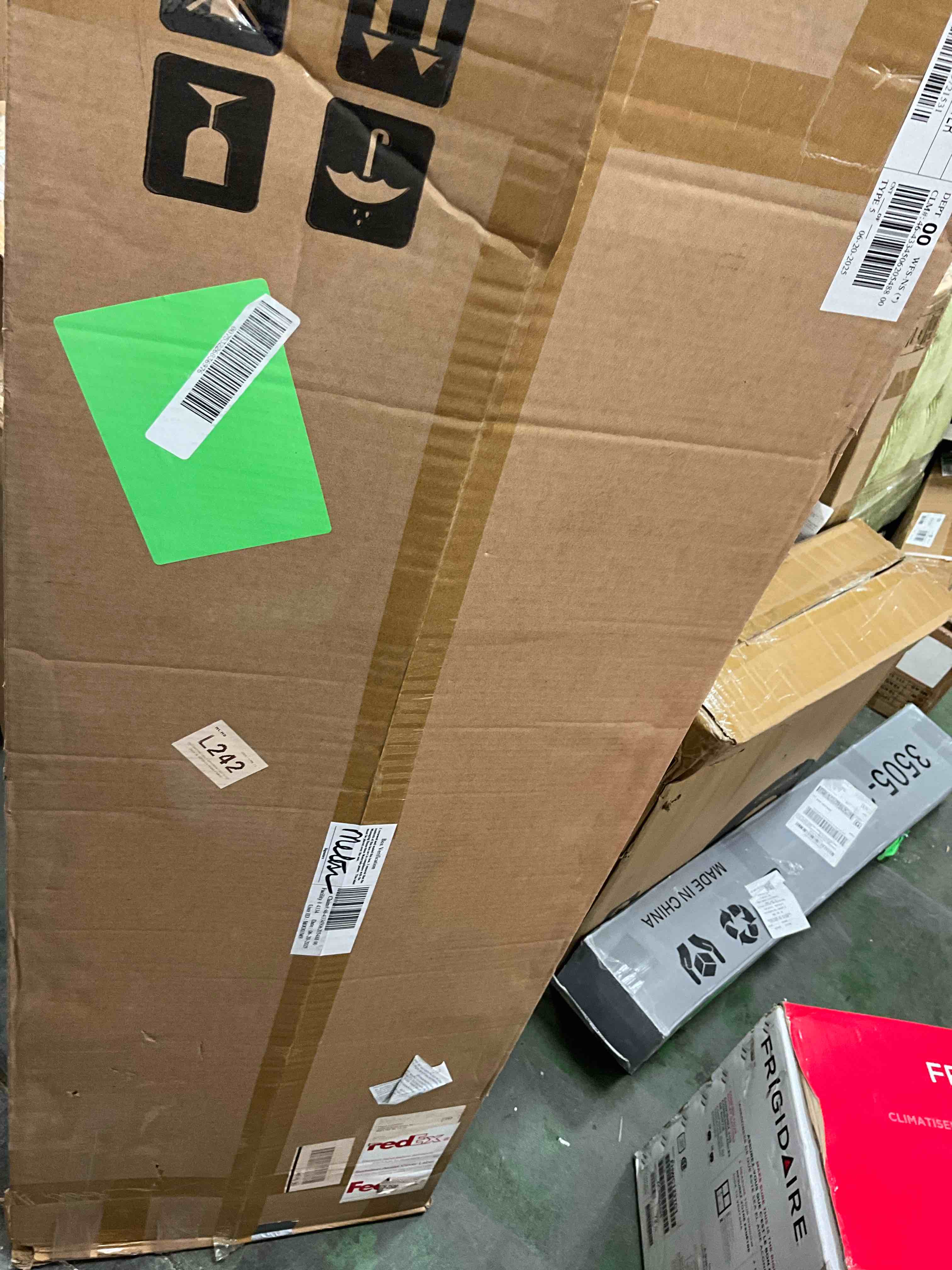 https://s3.amazonaws.com/lotting-images-prod/EmanualPiazza/GRA3465418_1753198967005.jpeg