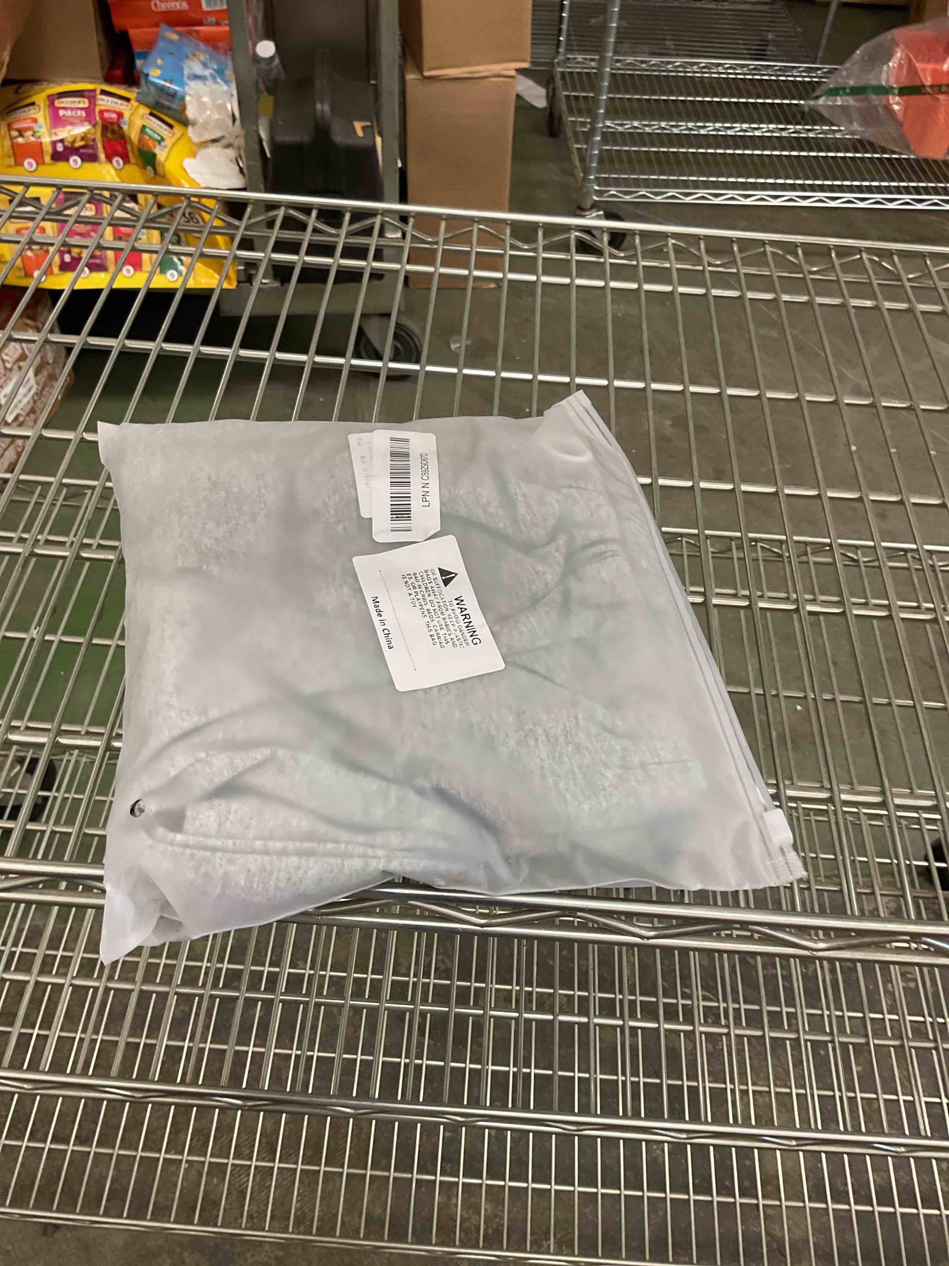 https://s3.amazonaws.com/lotting-images-prod/EmanualPiazza/GRA3465473_1753215167680.jpeg