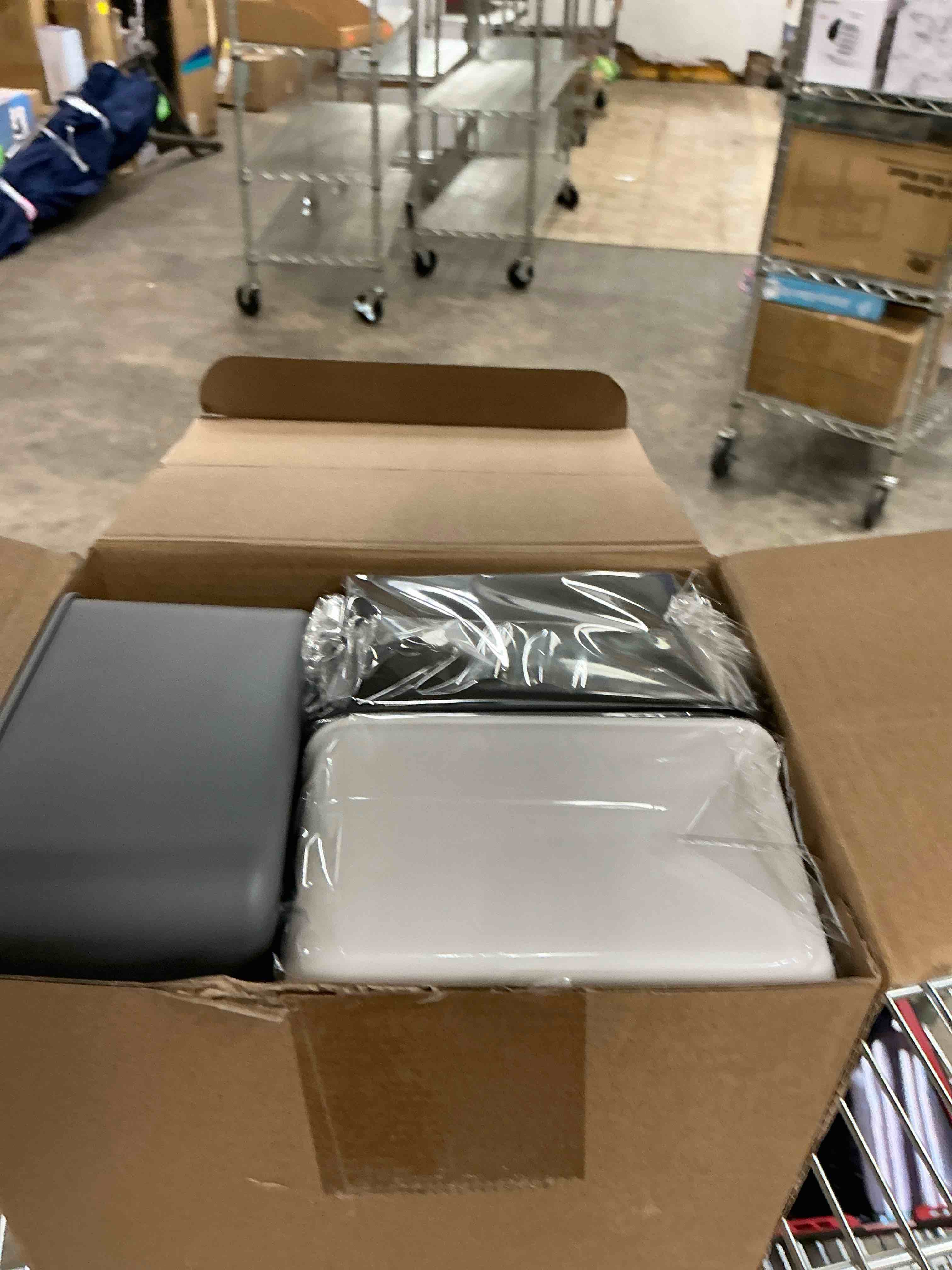https://s3.amazonaws.com/lotting-images-prod/EmanualPiazza/GRA3465633_1753305626532.jpeg
