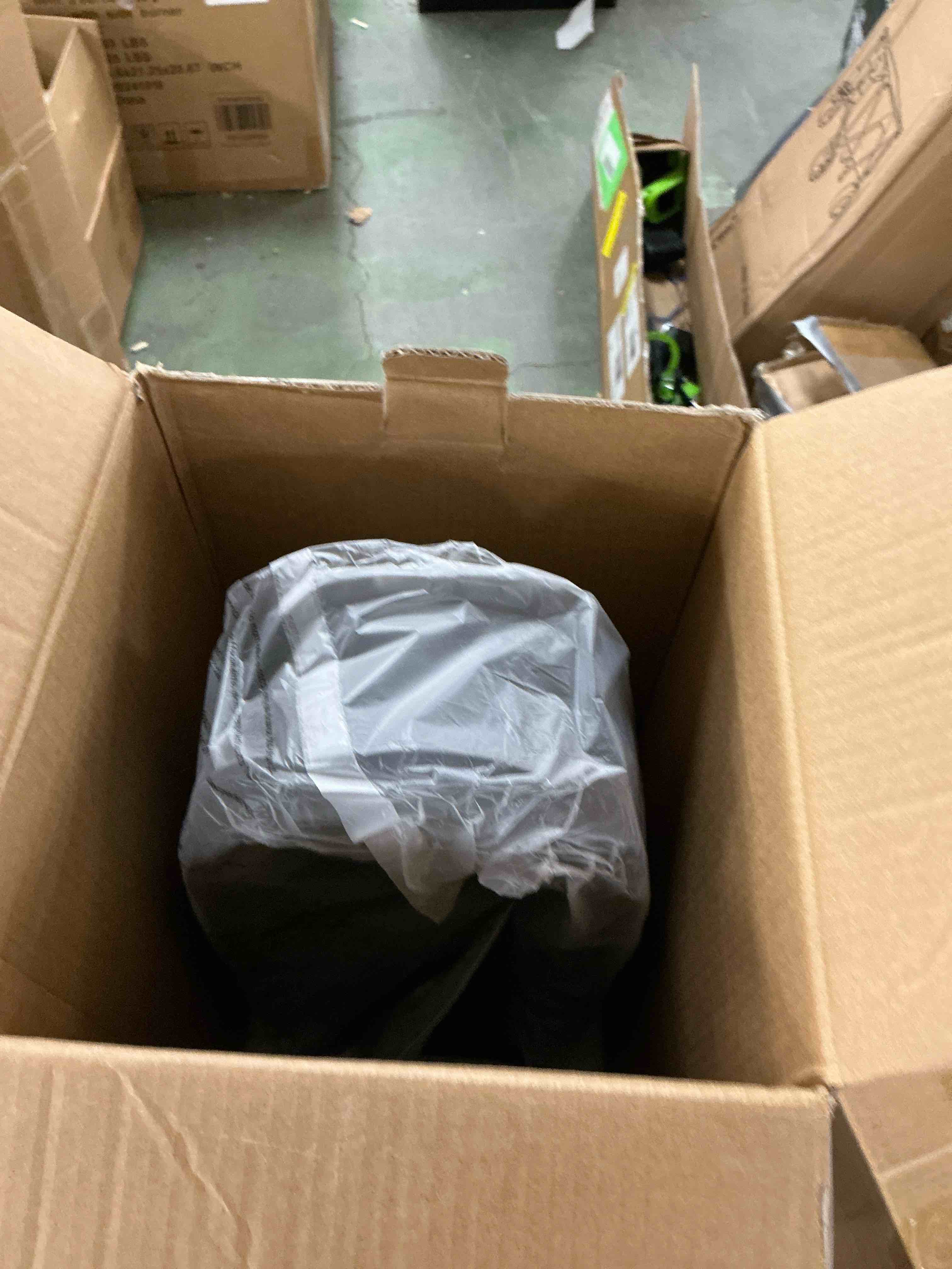 https://s3.amazonaws.com/lotting-images-prod/EmanualPiazza/GRA3465902_1753543239484.jpeg