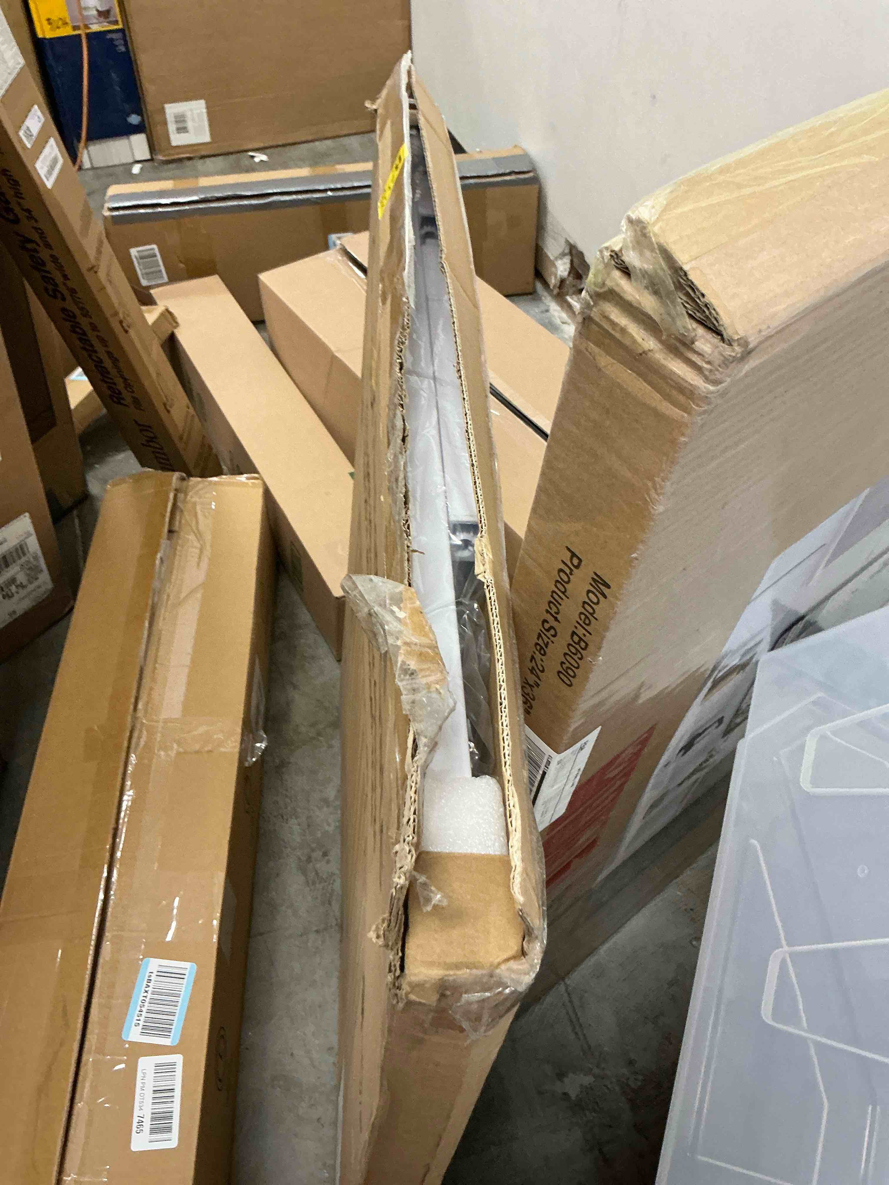 https://s3.amazonaws.com/lotting-images-prod/EmanualPiazza/GRA3465982_1753802282671.jpeg