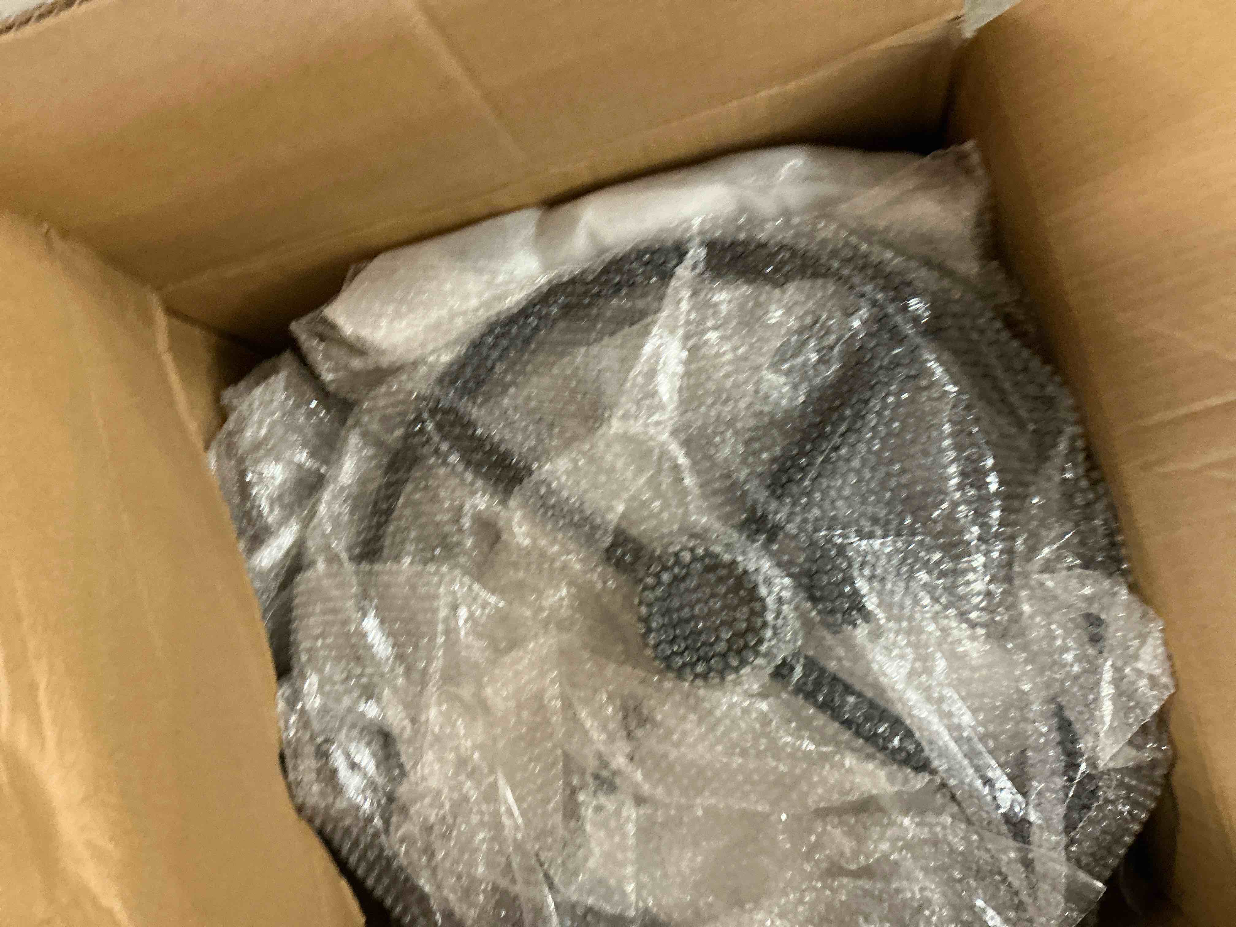 https://s3.amazonaws.com/lotting-images-prod/EmanualPiazza/GRA3466005_1756928797654.jpeg