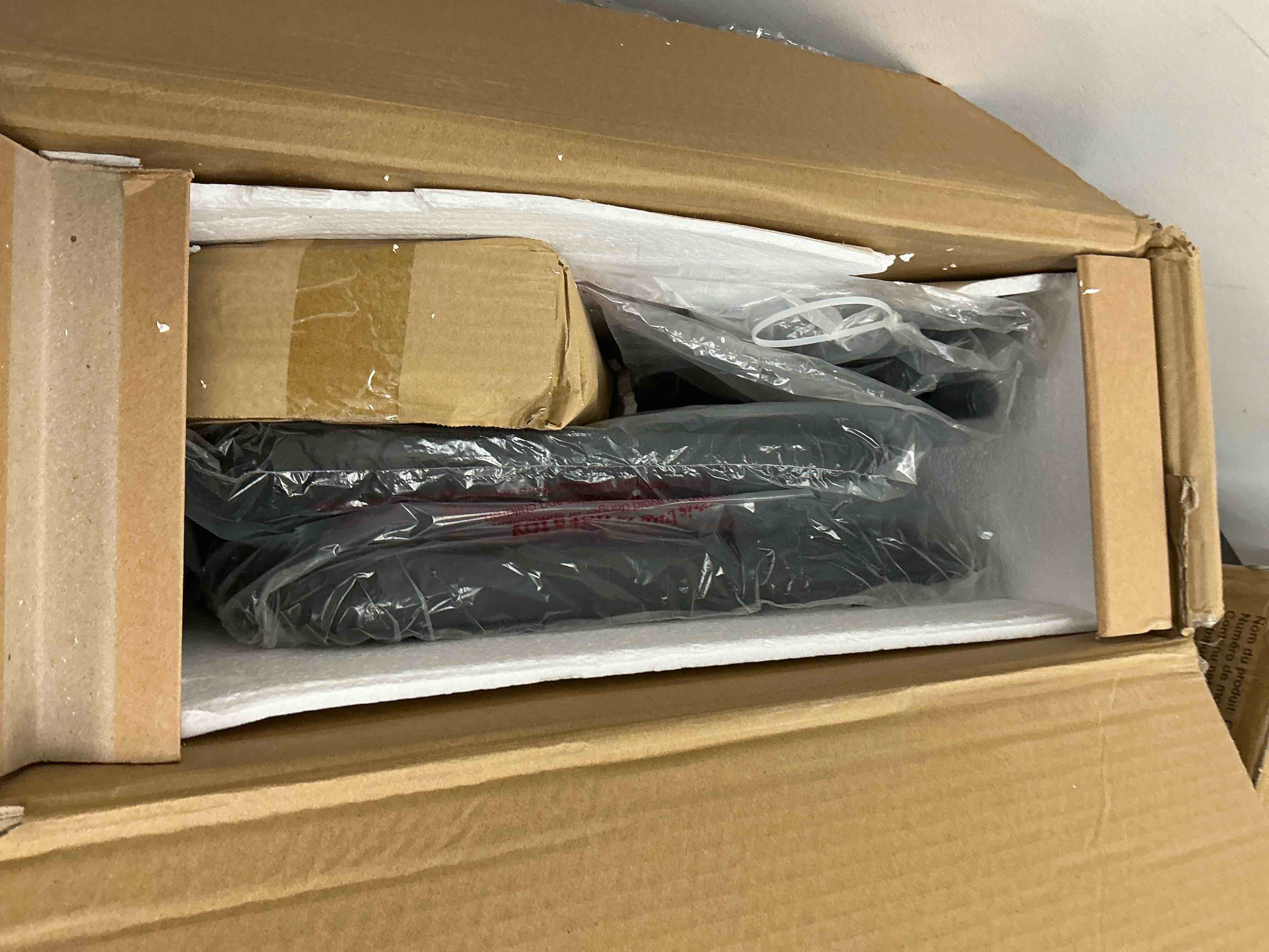 https://s3.amazonaws.com/lotting-images-prod/EmanualPiazza/GRA3466165_1757166138474.jpeg