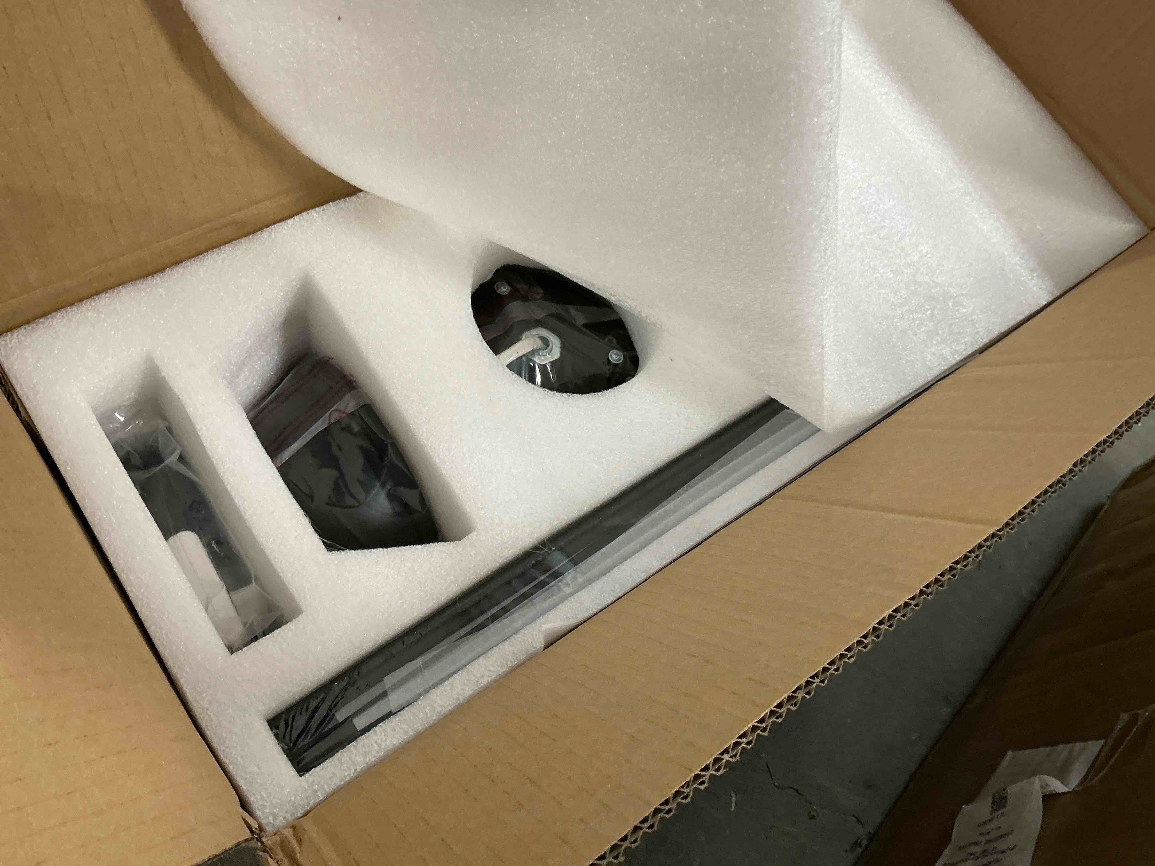 https://s3.amazonaws.com/lotting-images-prod/EmanualPiazza/GRA3466206_1757353750434.jpeg
