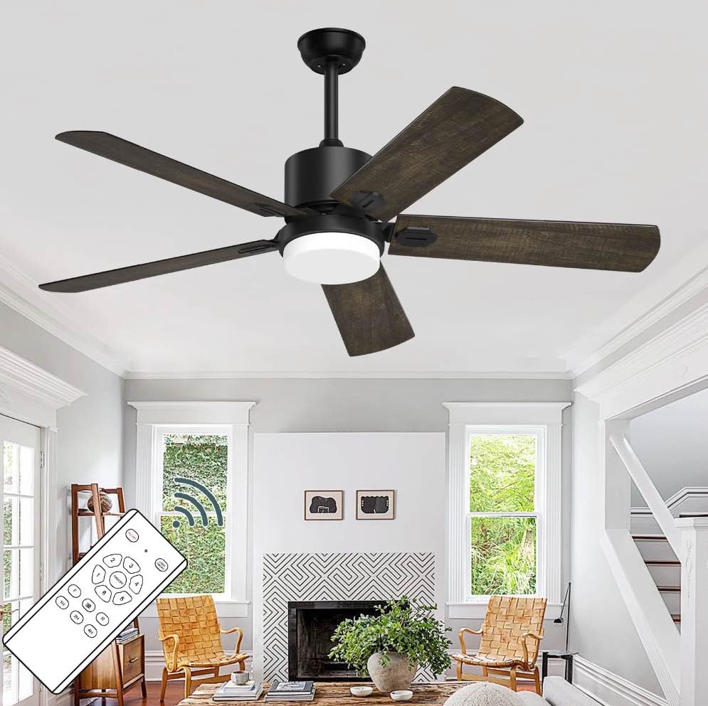 XAUJIX Ceiling Fan with Light and Remote Control, Modern Flush Mount Ceiling Fan 52 '' 6-Speed Reversible DC Motor 5 Wood Fan Blades Retro Pine/Black