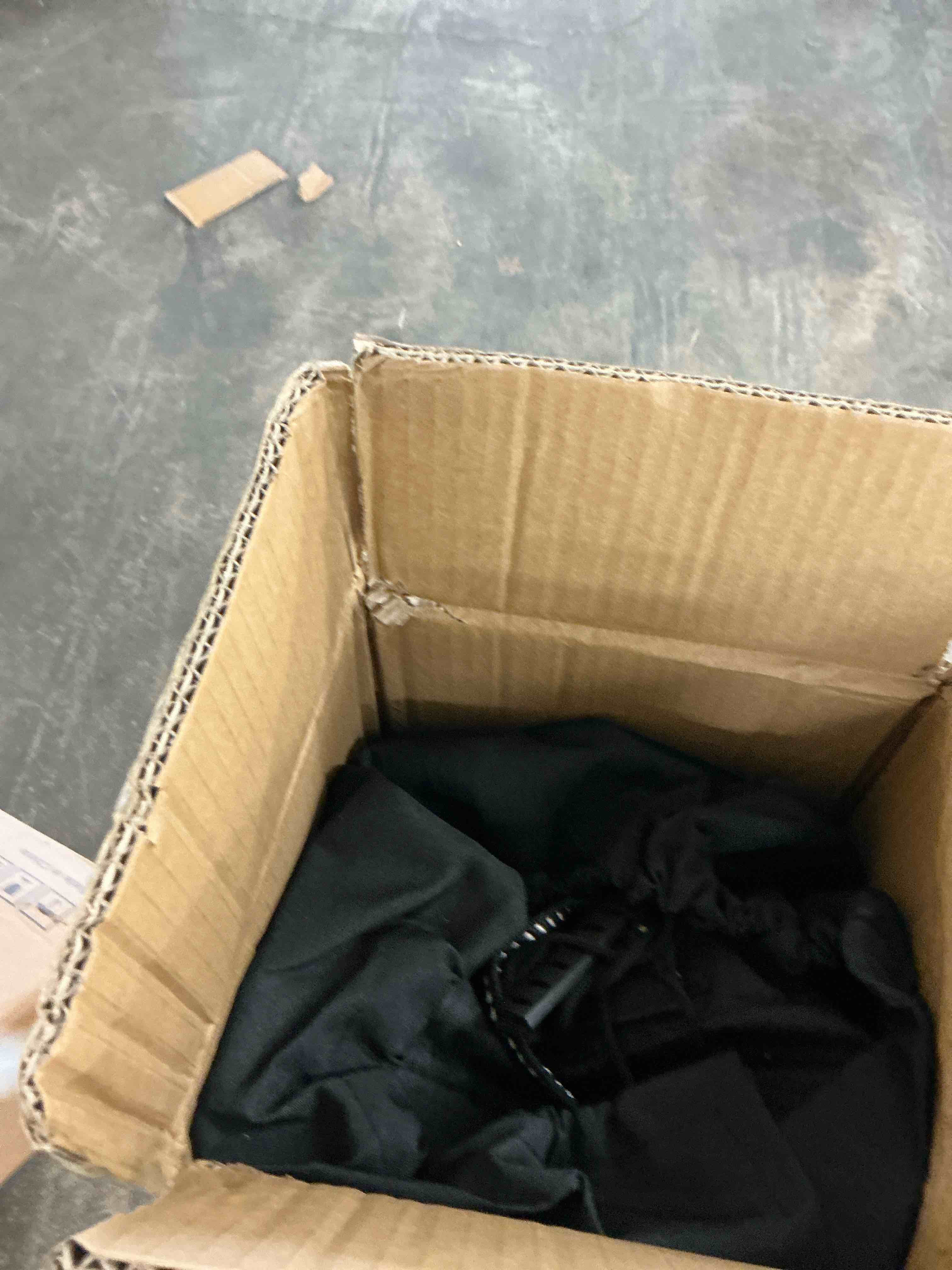 https://s3.amazonaws.com/lotting-images-prod/EmanualPiazza/GRA3466279_1757523140483.jpeg