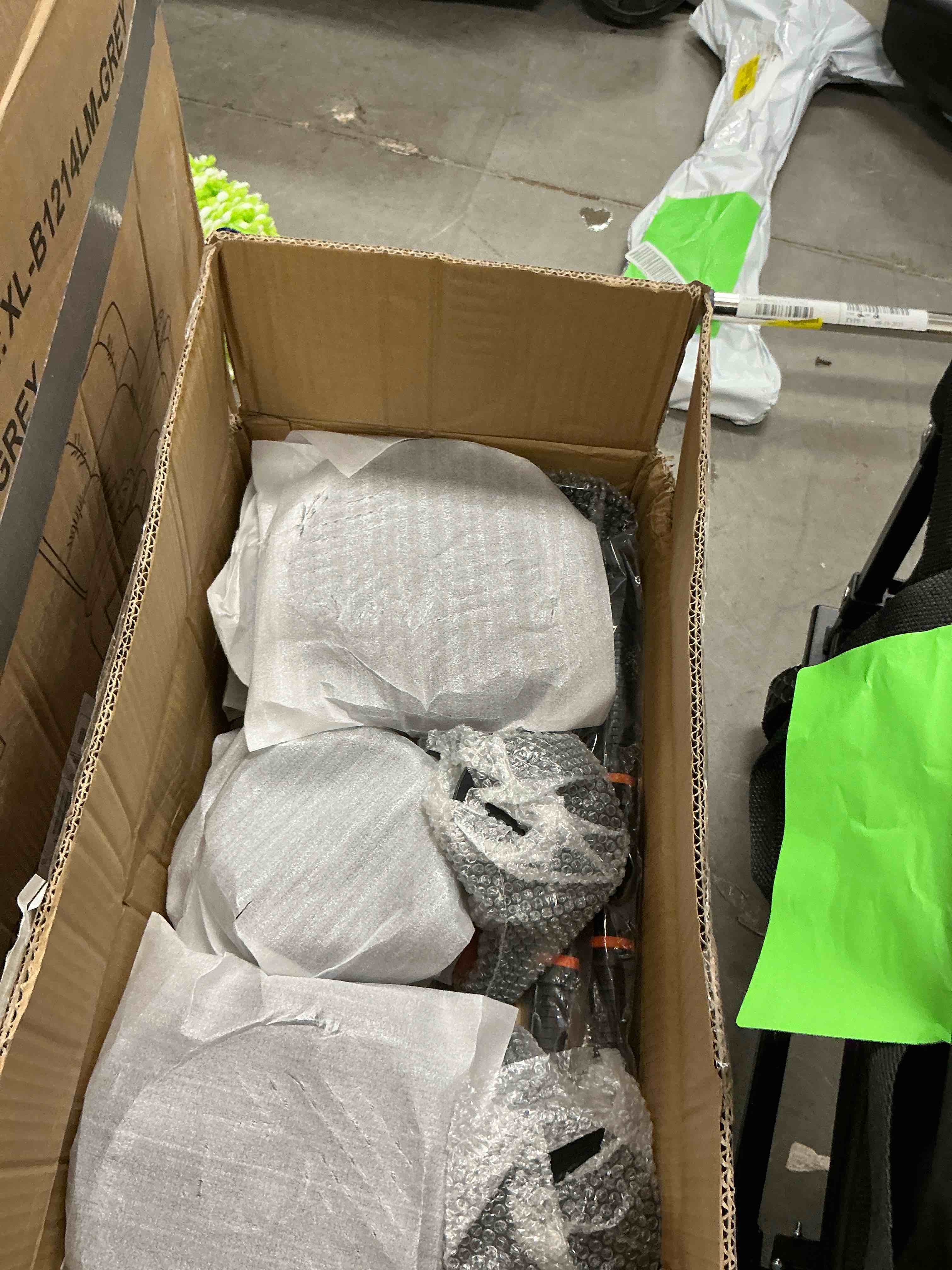 https://s3.amazonaws.com/lotting-images-prod/EmanualPiazza/GRA3466315_1757449377180.jpeg