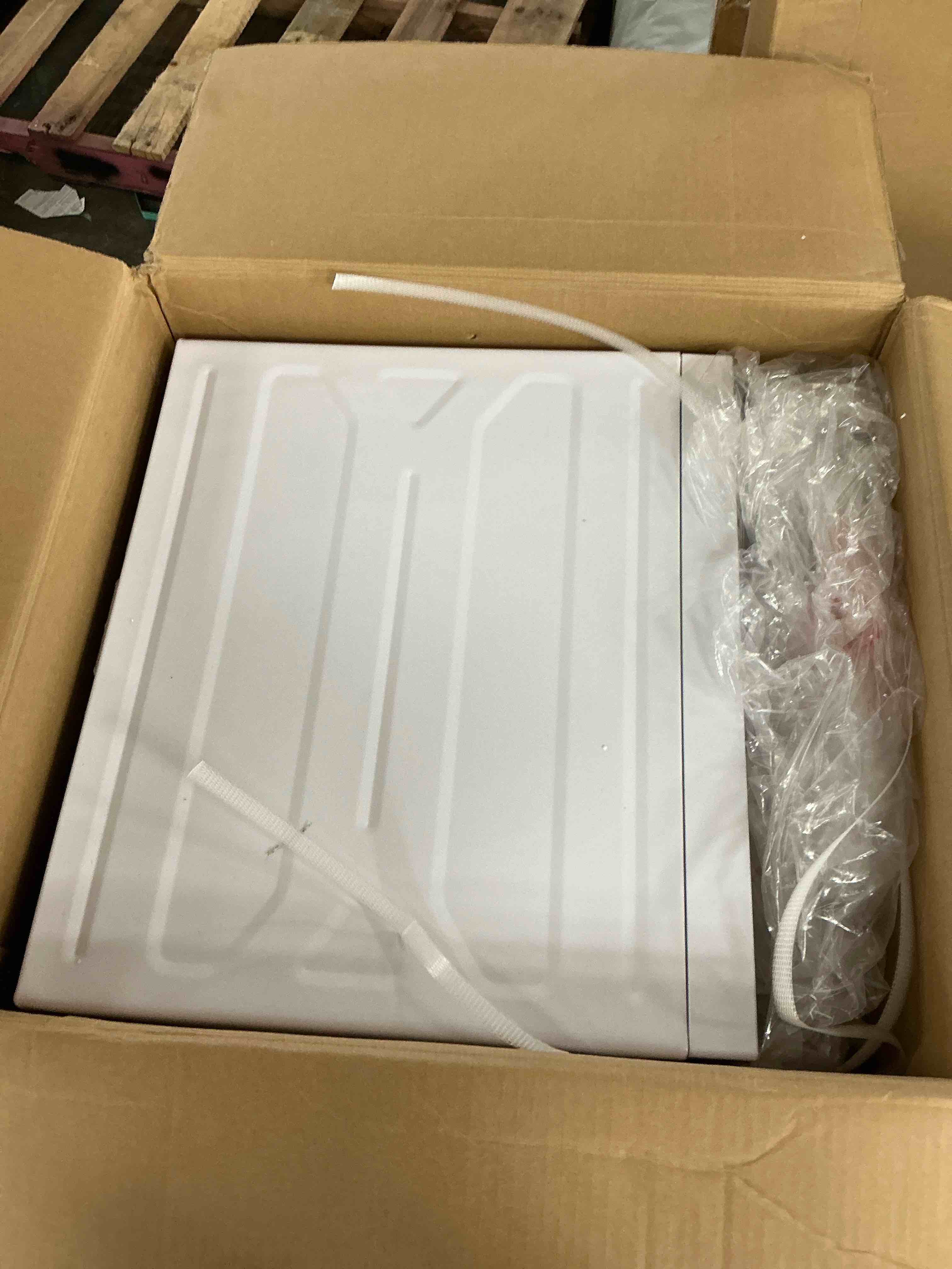 https://s3.amazonaws.com/lotting-images-prod/EmanualPiazza/GRA3466345_1757525724078.jpeg