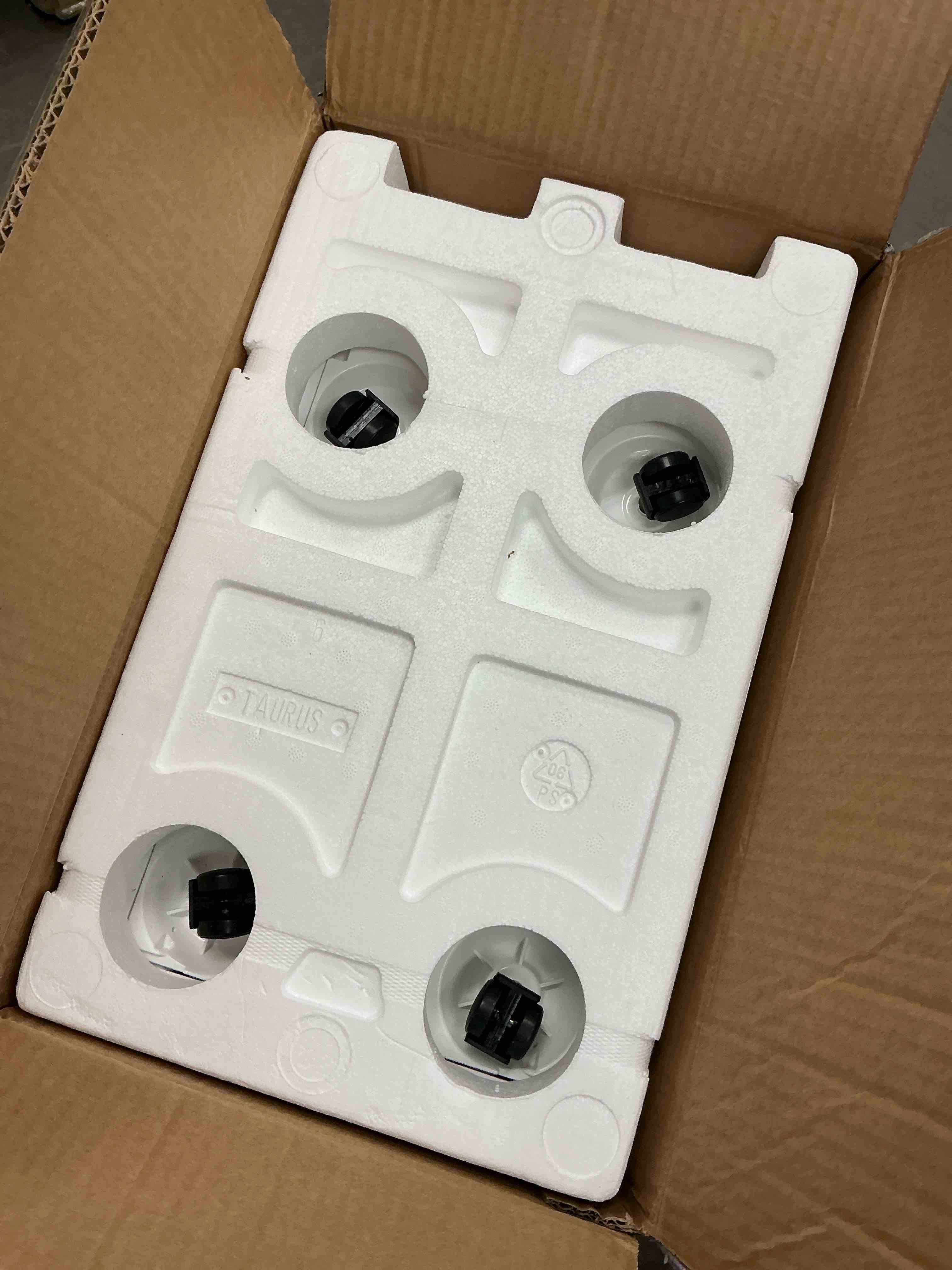 https://s3.amazonaws.com/lotting-images-prod/EmanualPiazza/GRA3466412_1757696769683.jpeg