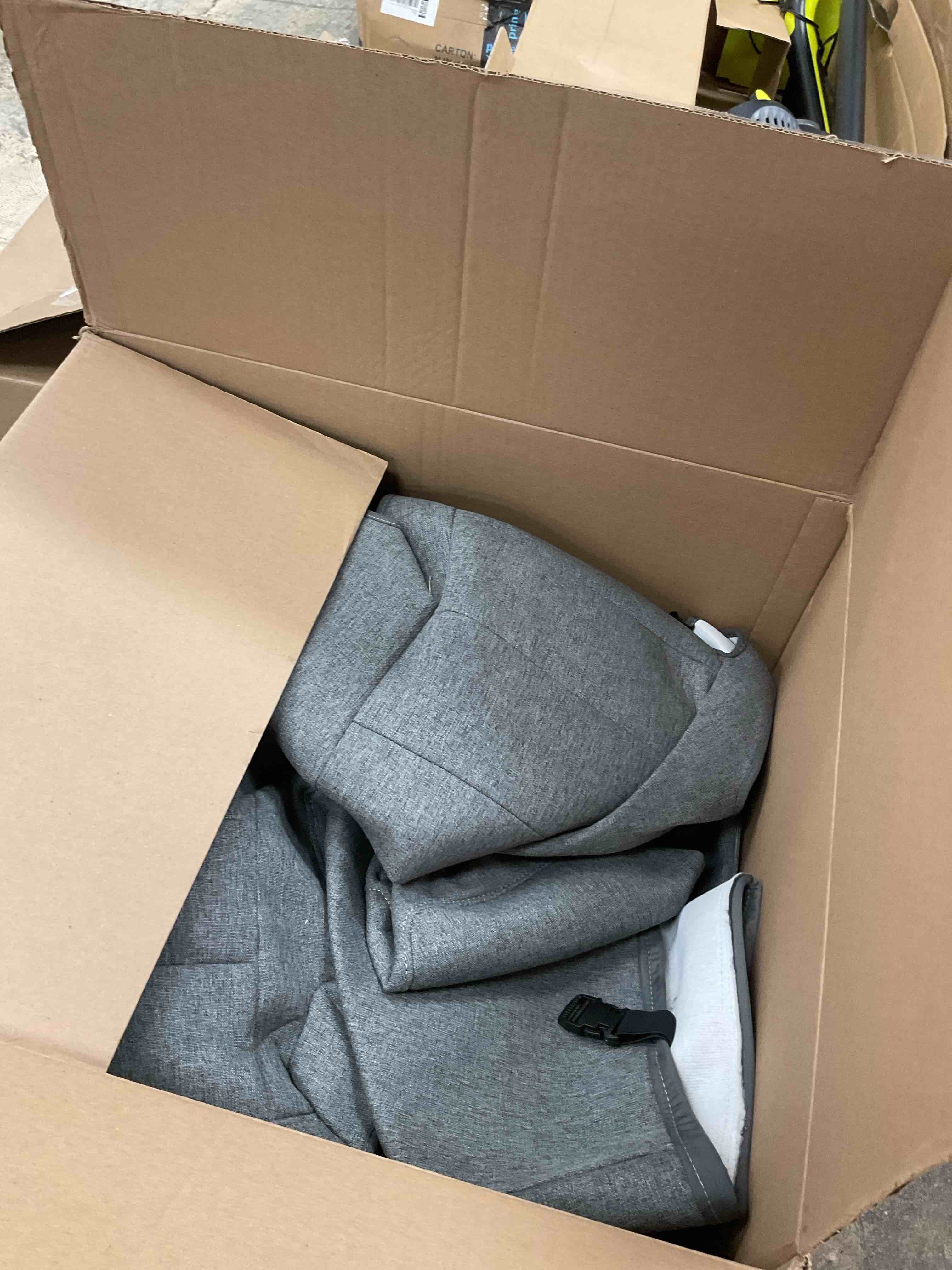 https://s3.amazonaws.com/lotting-images-prod/EmanualPiazza/GRA3466475_1757697227536.jpeg