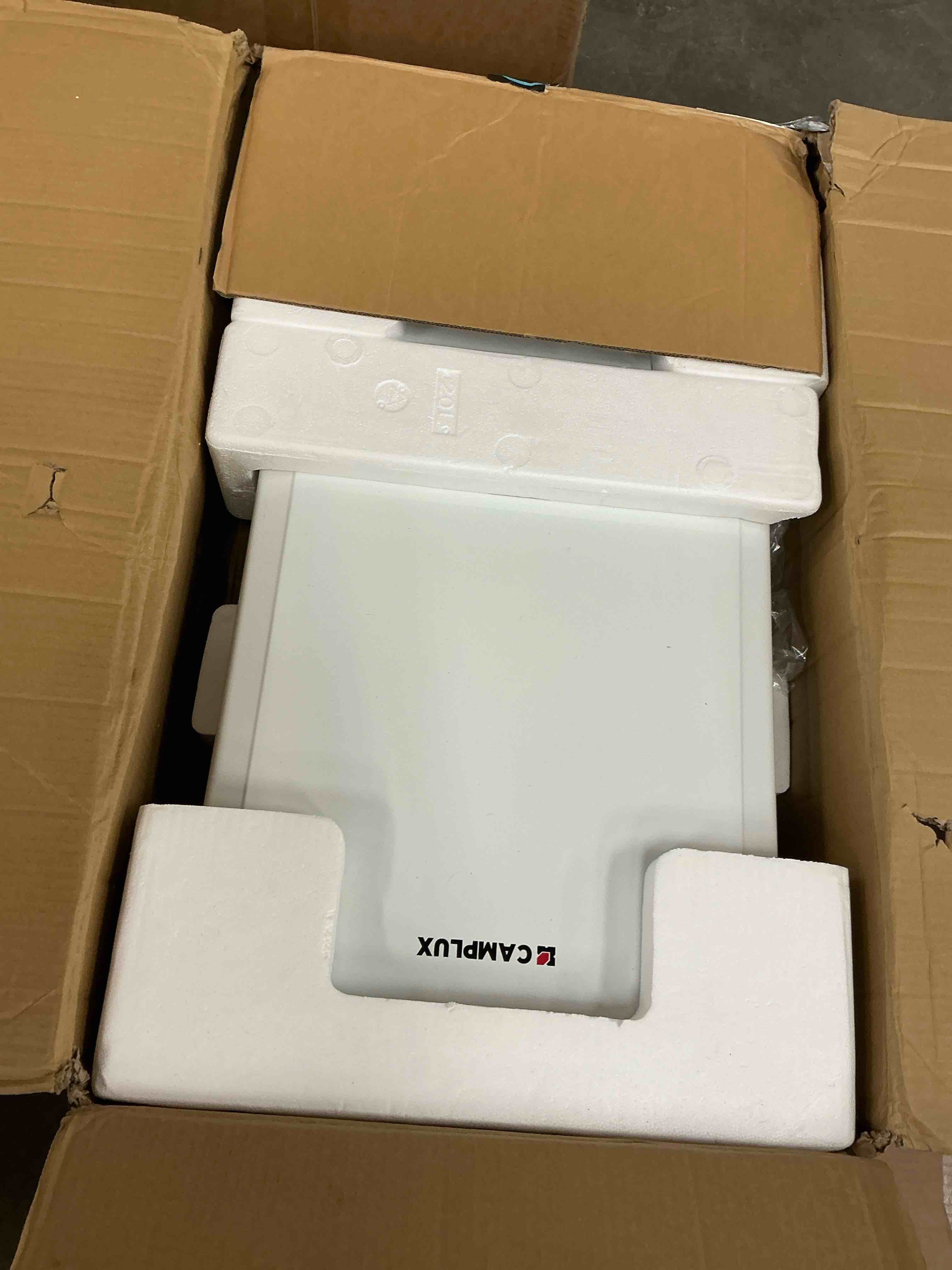 https://s3.amazonaws.com/lotting-images-prod/EmanualPiazza/GRA3466531_1757698579889.jpeg