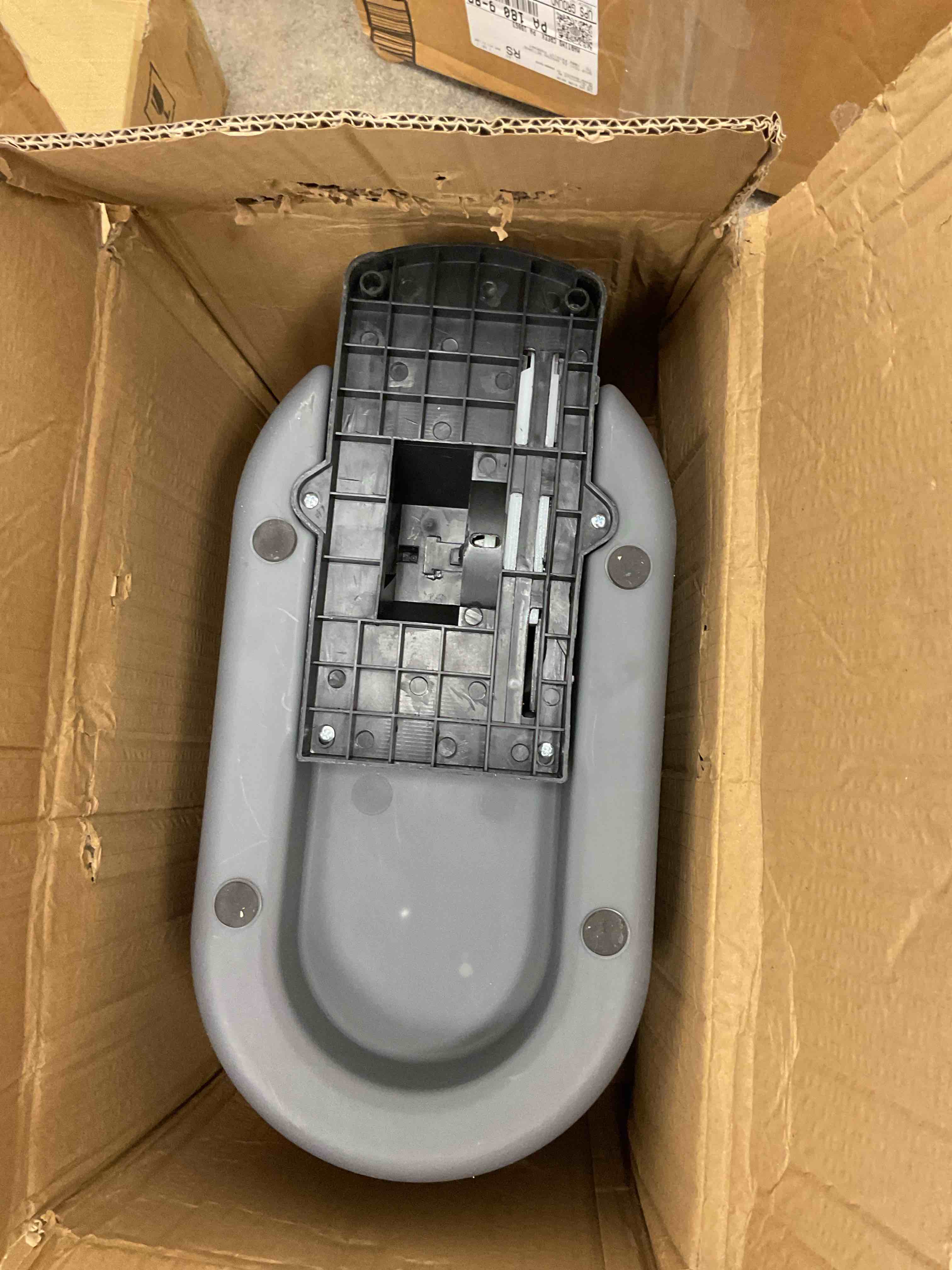 https://s3.amazonaws.com/lotting-images-prod/EmanualPiazza/GRA3466703_1758292751933.jpeg
