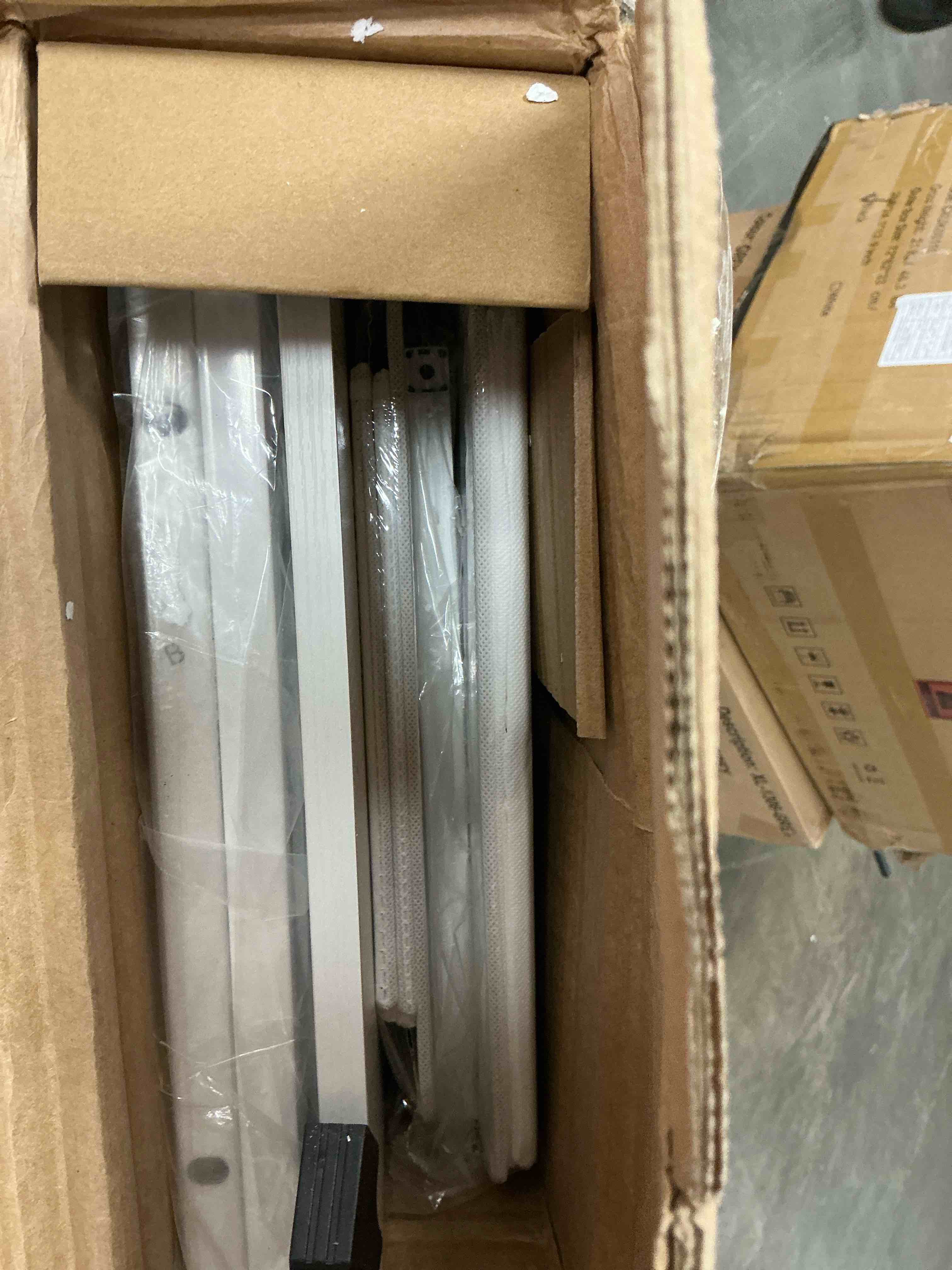 https://s3.amazonaws.com/lotting-images-prod/EmanualPiazza/GRA3466925_1758567545792.jpeg
