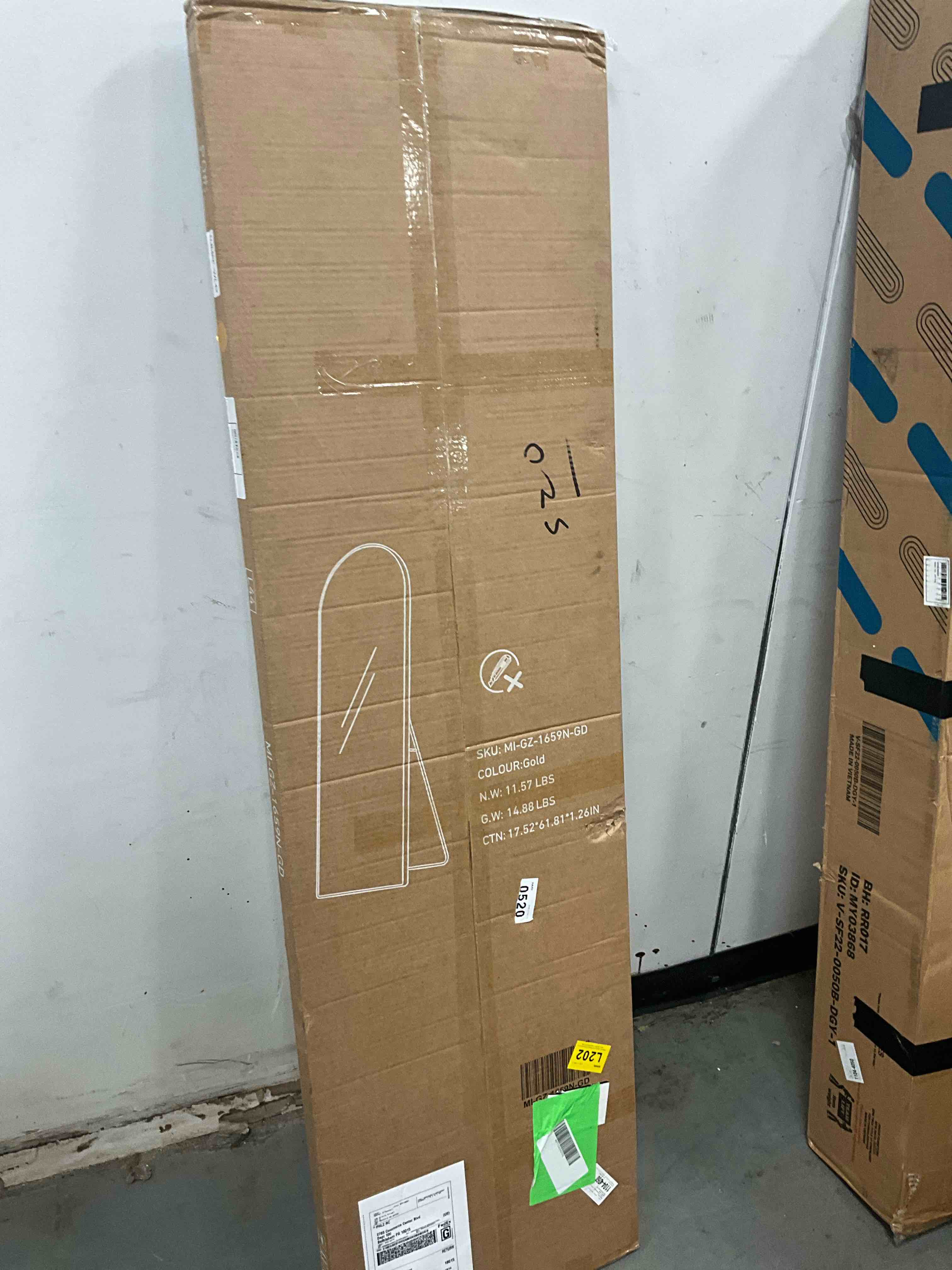 https://s3.amazonaws.com/lotting-images-prod/EmanualPiazza/GRA3467010_1758634605986.jpeg