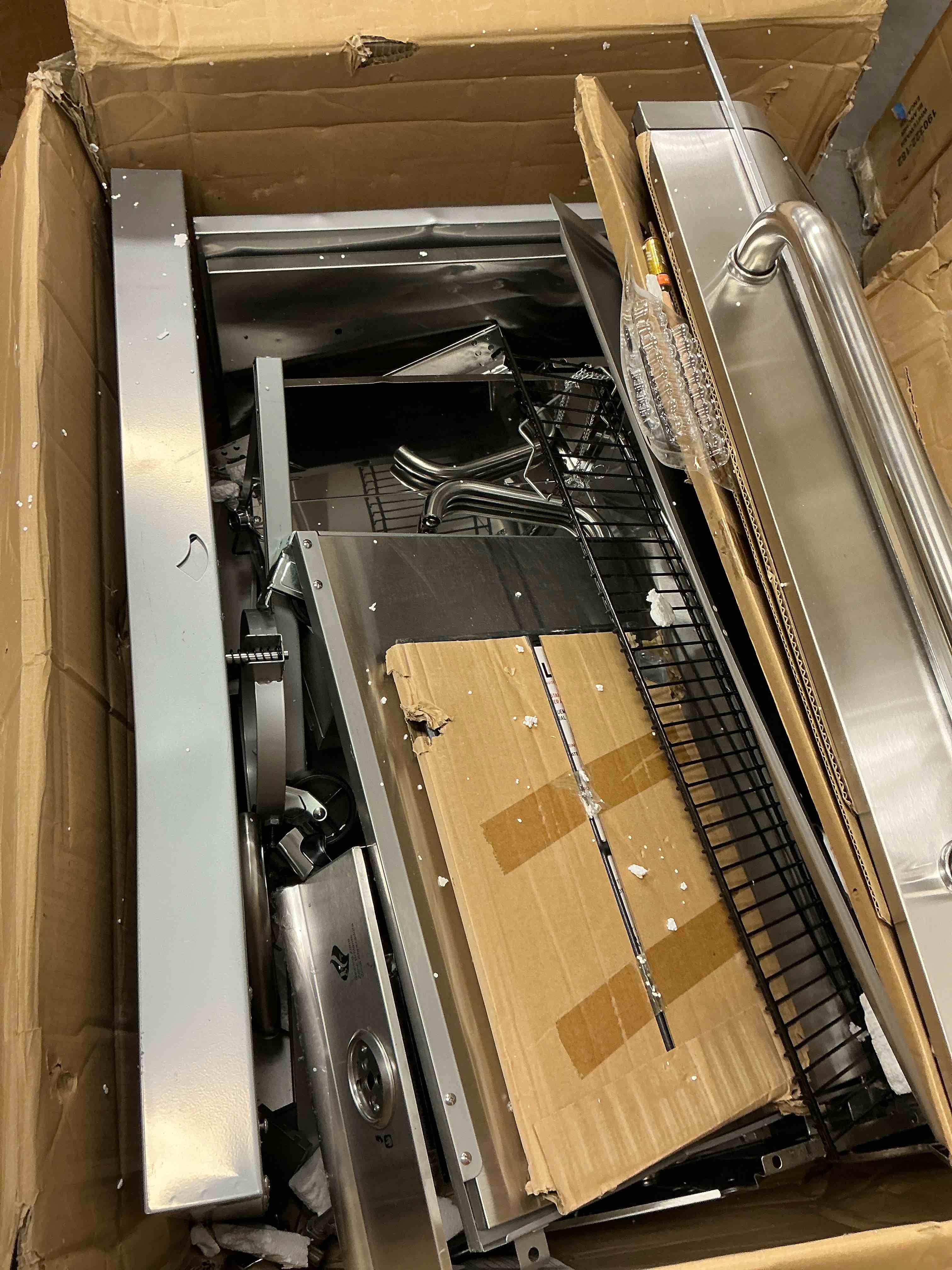 https://s3.amazonaws.com/lotting-images-prod/EmanualPiazza/GRA3467116_1758743682981.jpeg