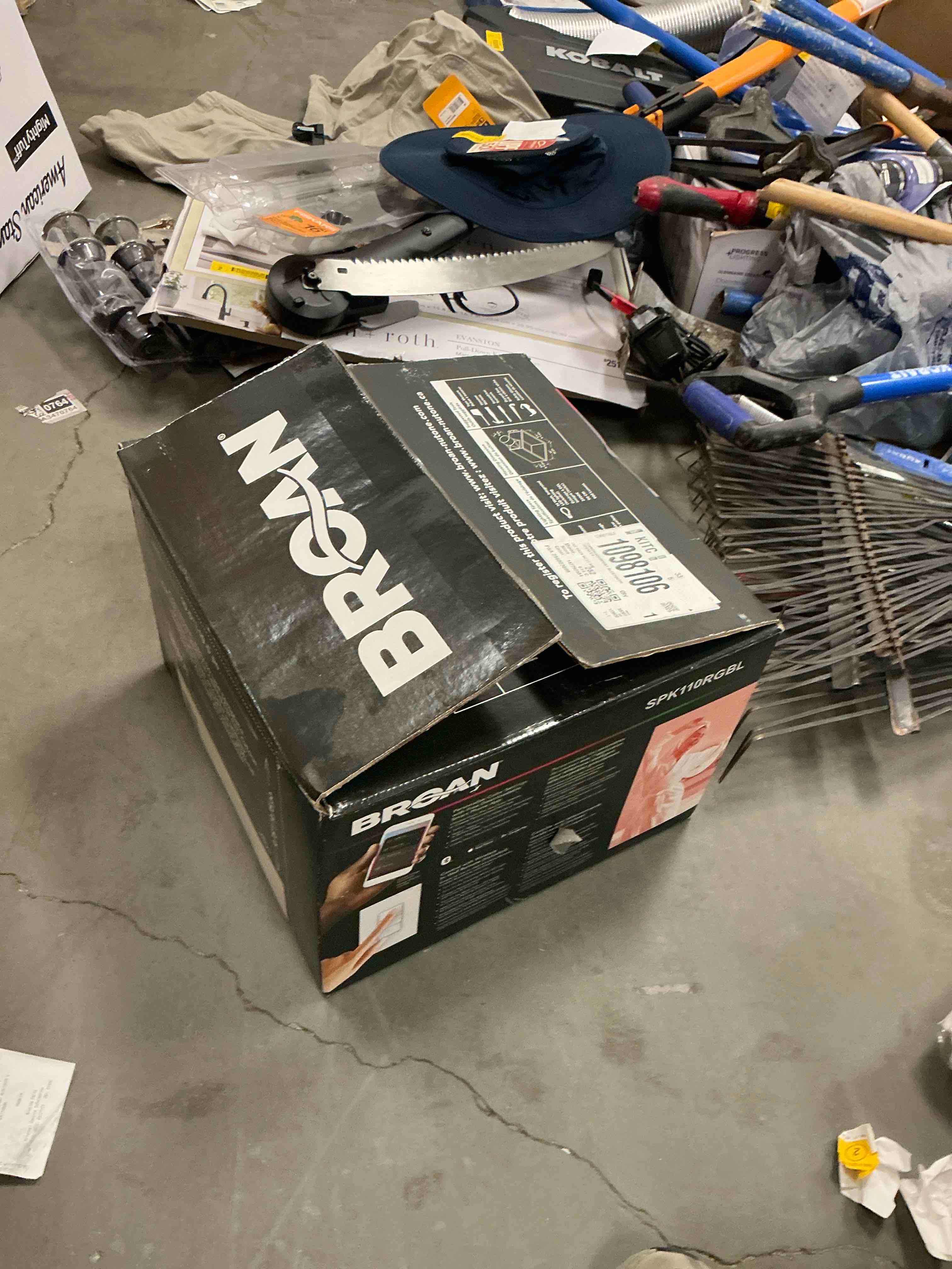 https://s3.amazonaws.com/lotting-images-prod/EmanualPiazza/GRA3467240_1758898832758.jpeg