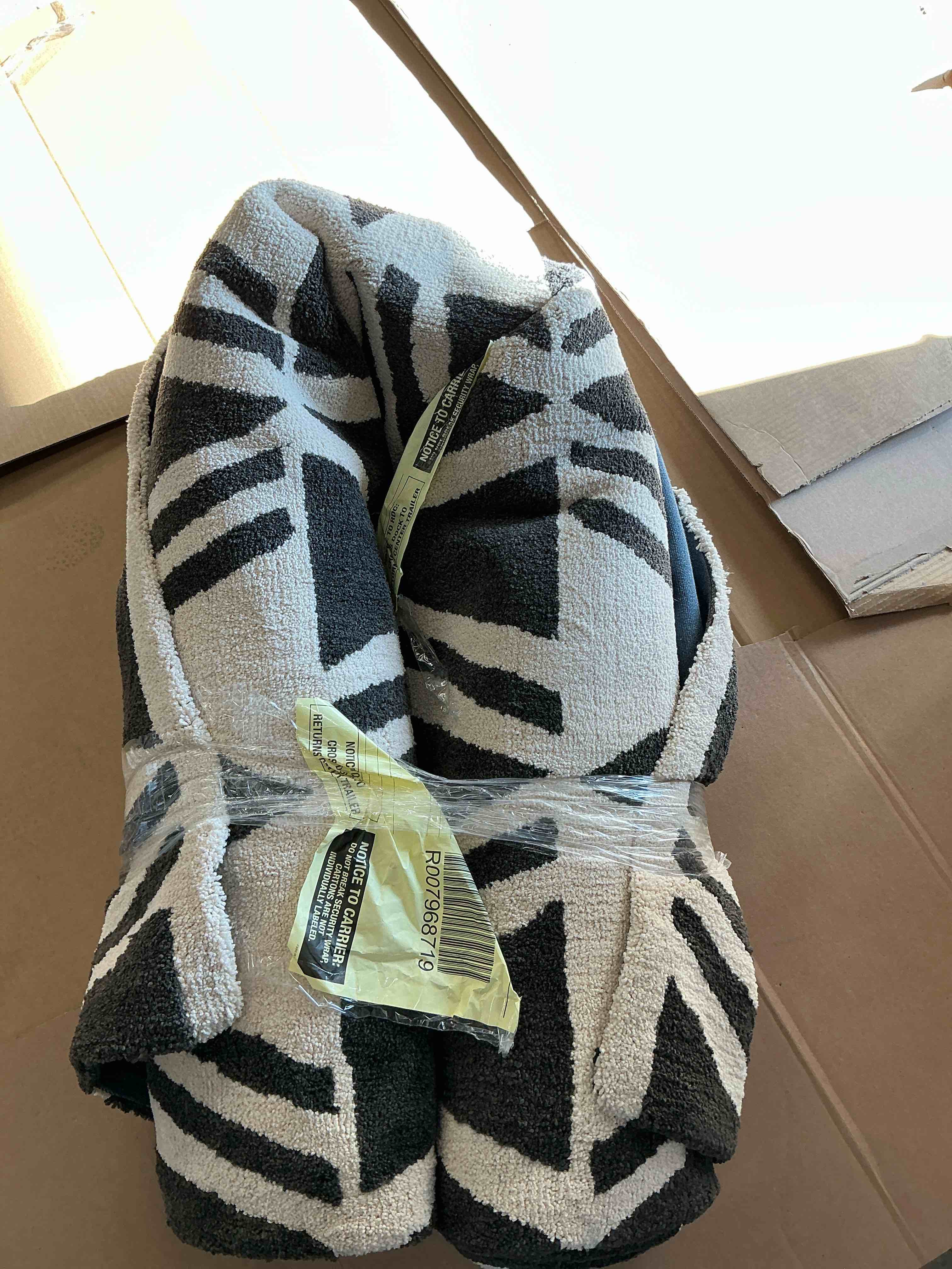Grab a Rug to Tie Your Room Together in Mason!