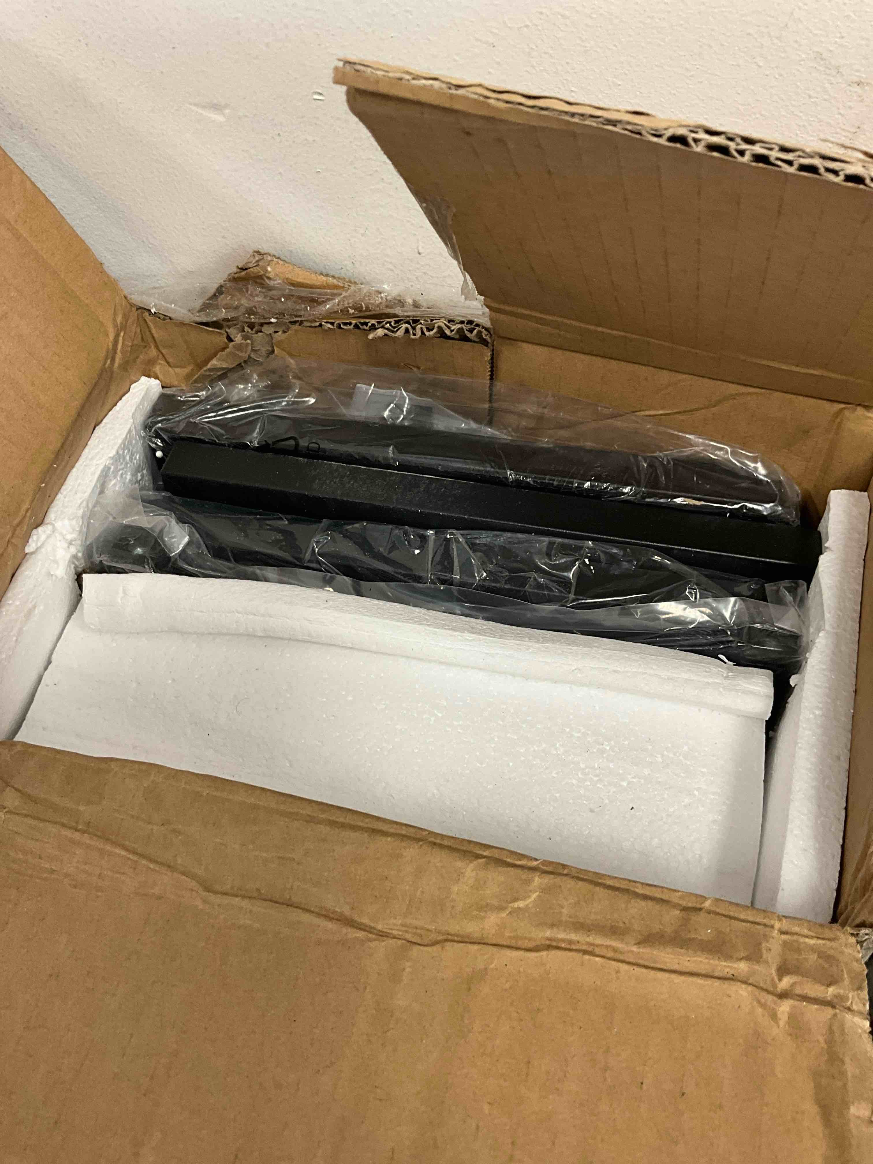 https://s3.amazonaws.com/lotting-images-prod/EmanualPiazza/GRA3467562_1759427634380.jpeg